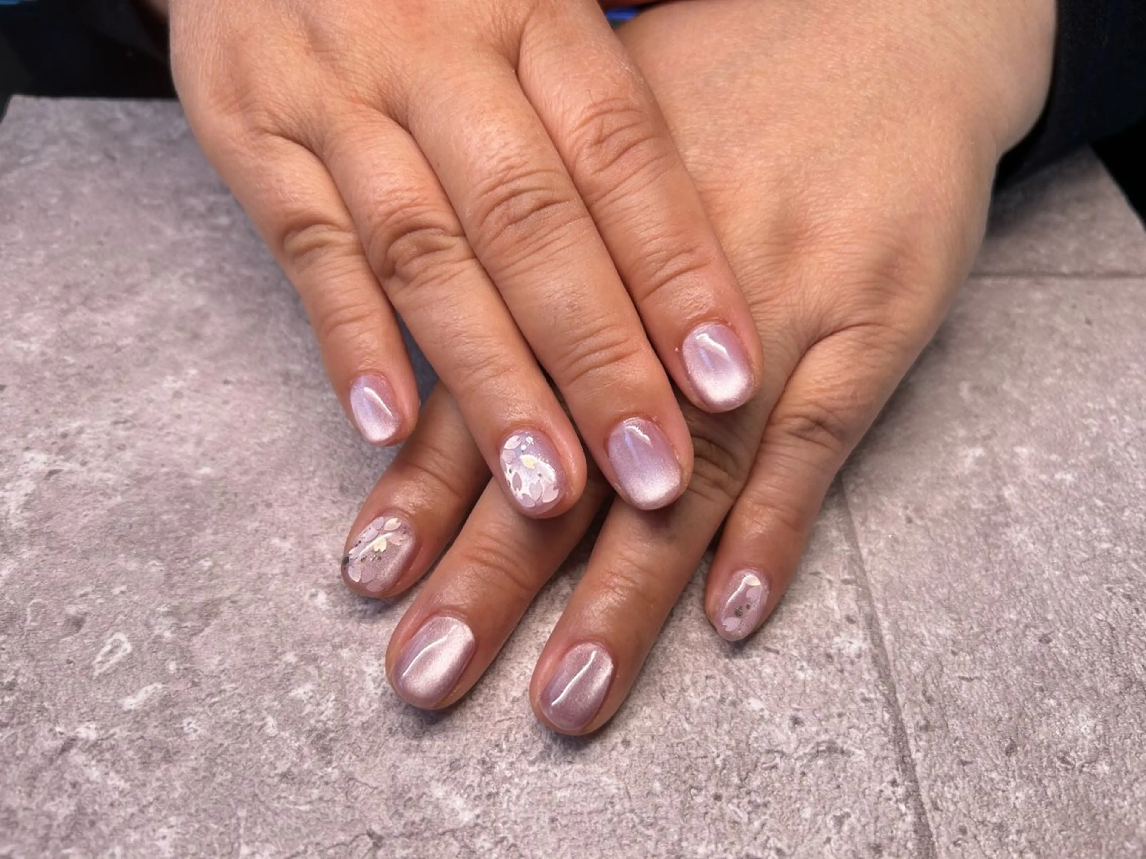 ネイル 桜ネイル マグネットネイル ハンドネイル Lisa’s Salonのネイルデザイン