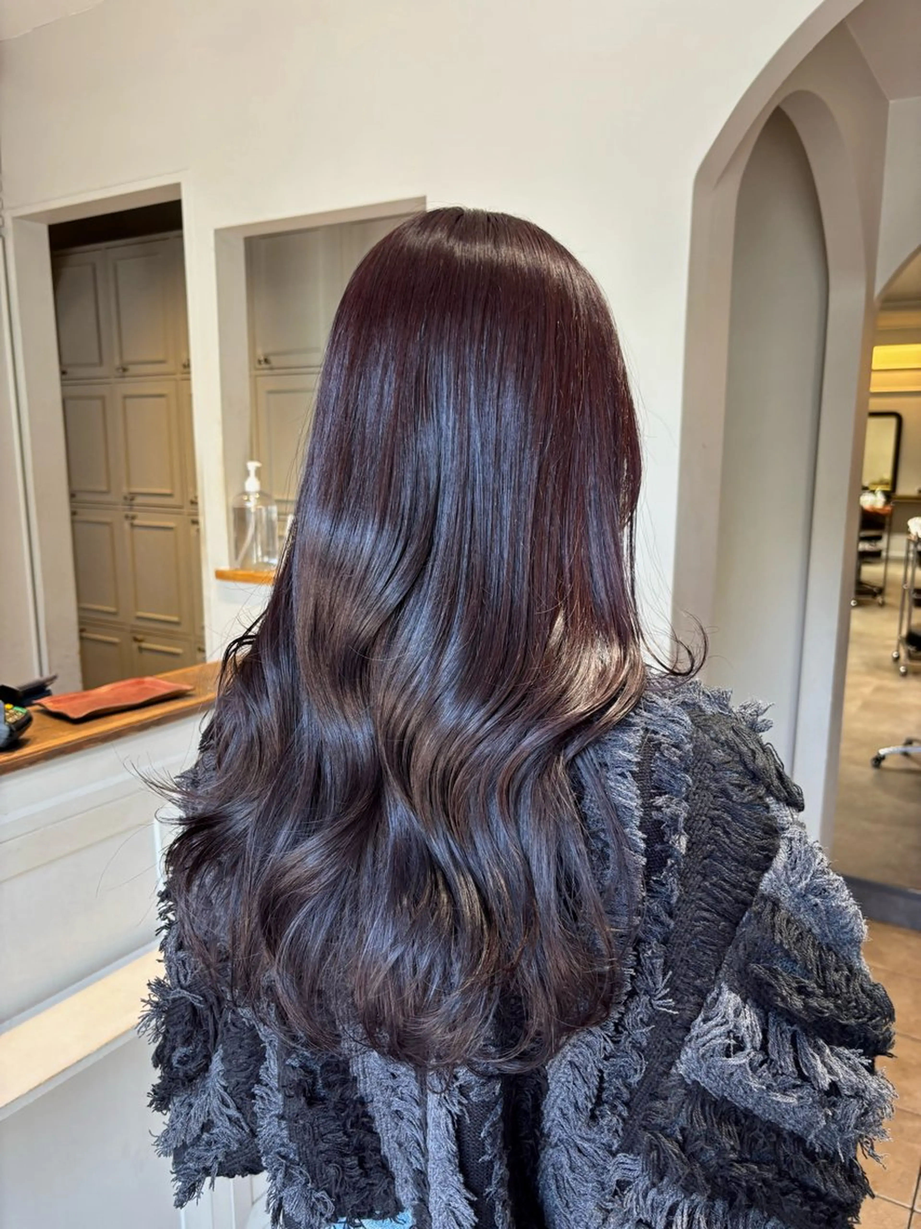 ロング カット ヘアカラー ハイトーン/透明感 カラー/下出有沙のヘアスタイル