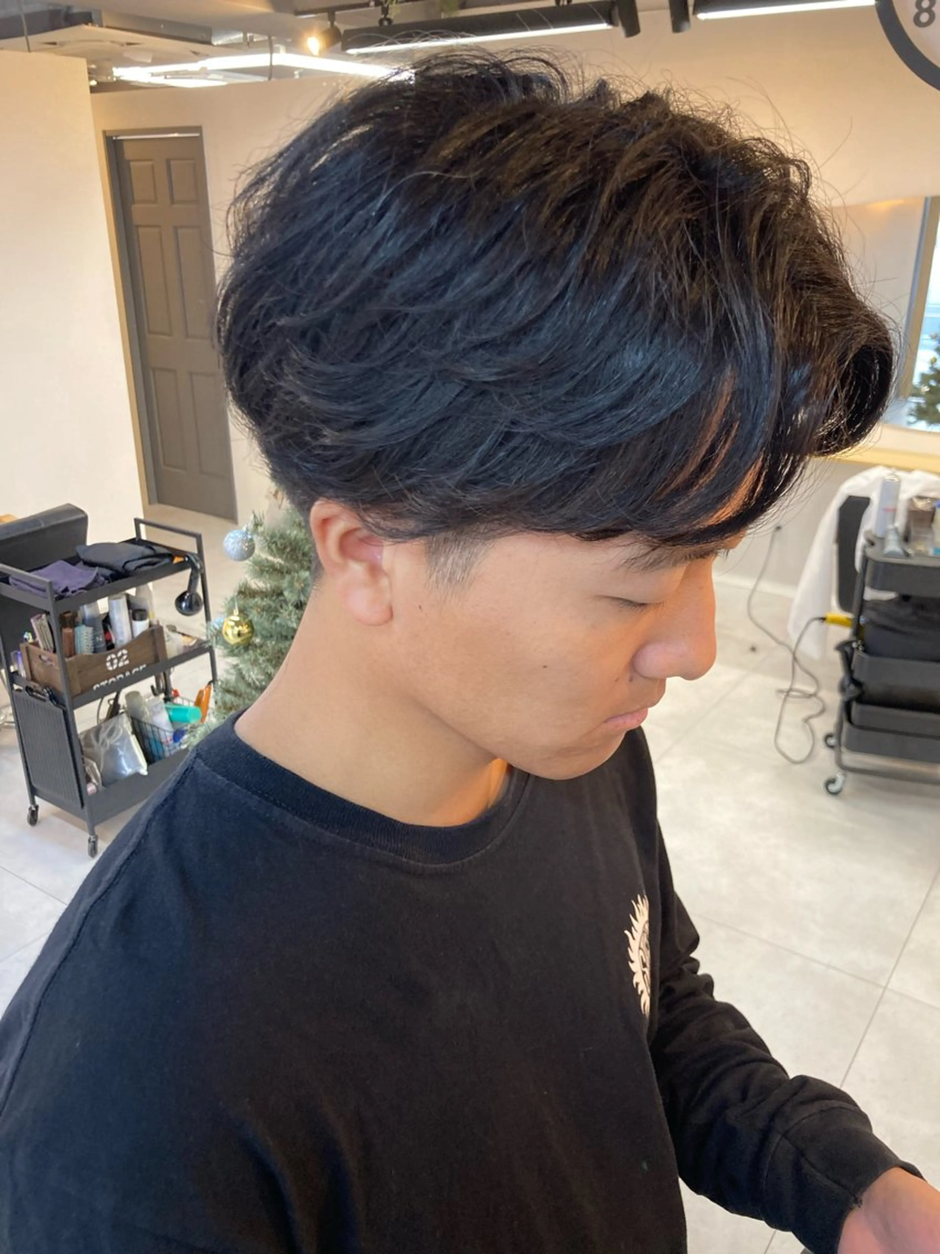 ショート パーマ 三浦 寛都のヘアスタイル