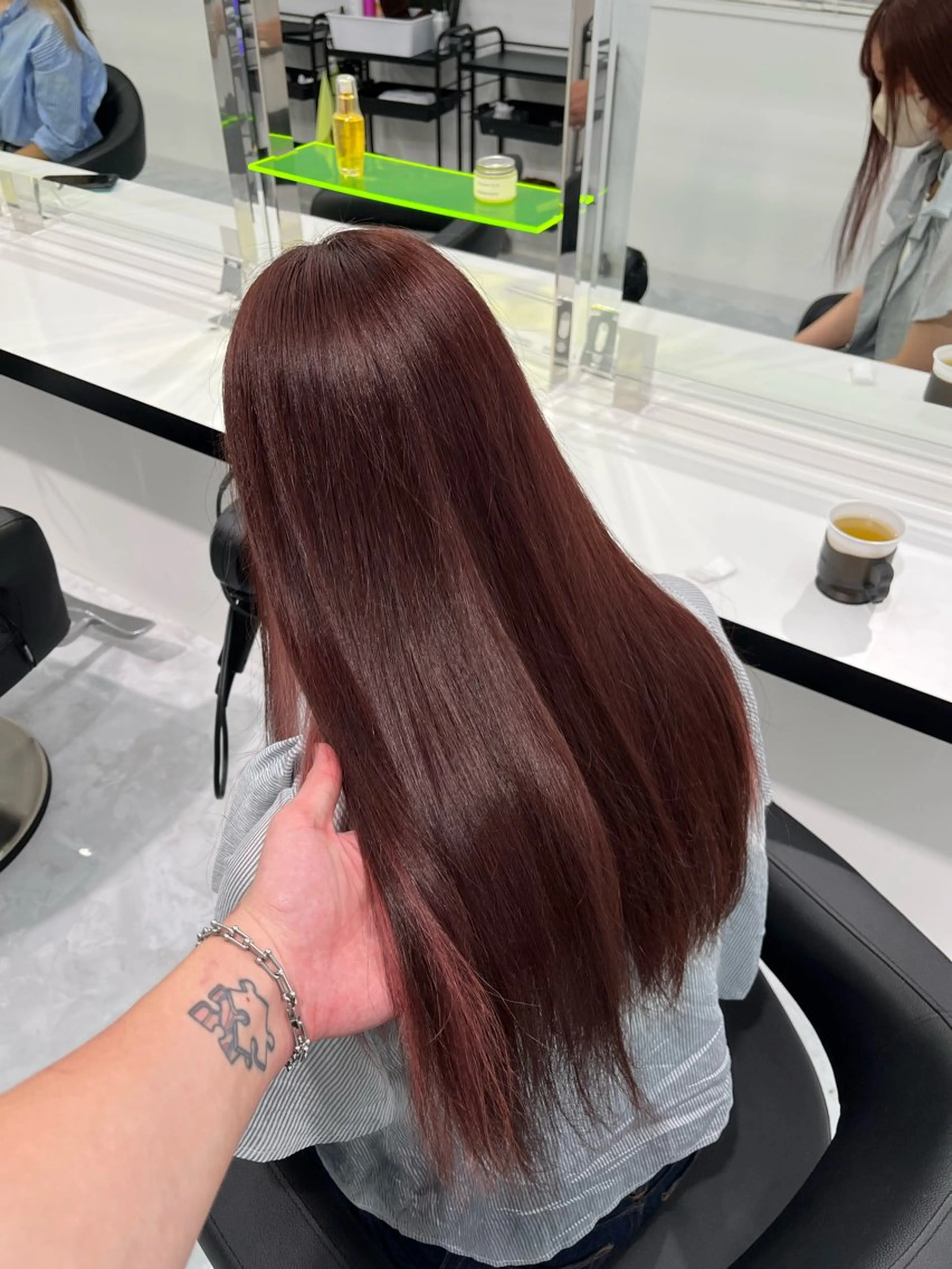 ロング カラー ヘアアレンジ ヘアカラー トレンドレイヤー No.1/KOHEIのヘアスタイル