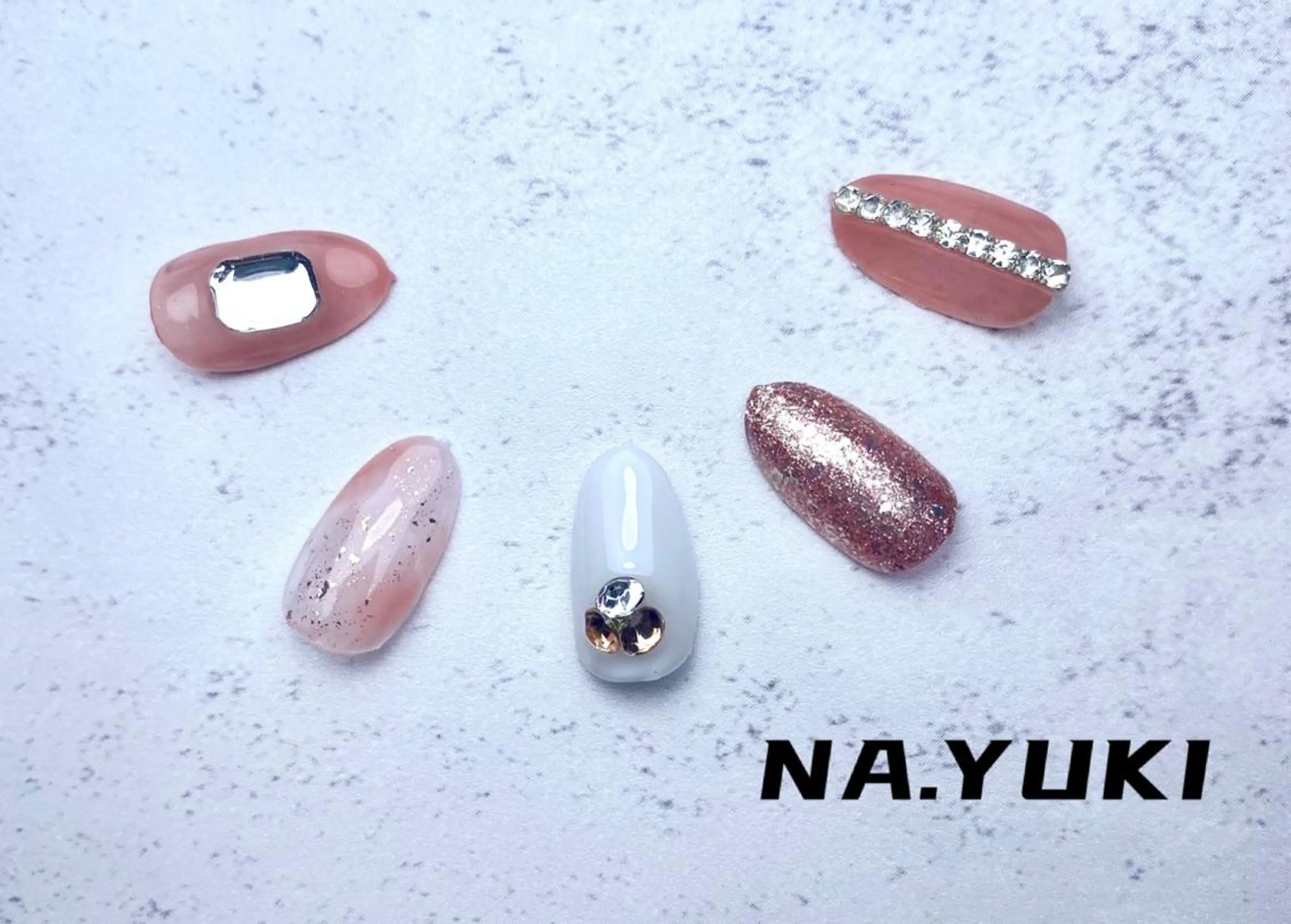 ネイル ハンドネイル ハンドケア ナユキNA.YUKI 池袋店のネイルデザイン