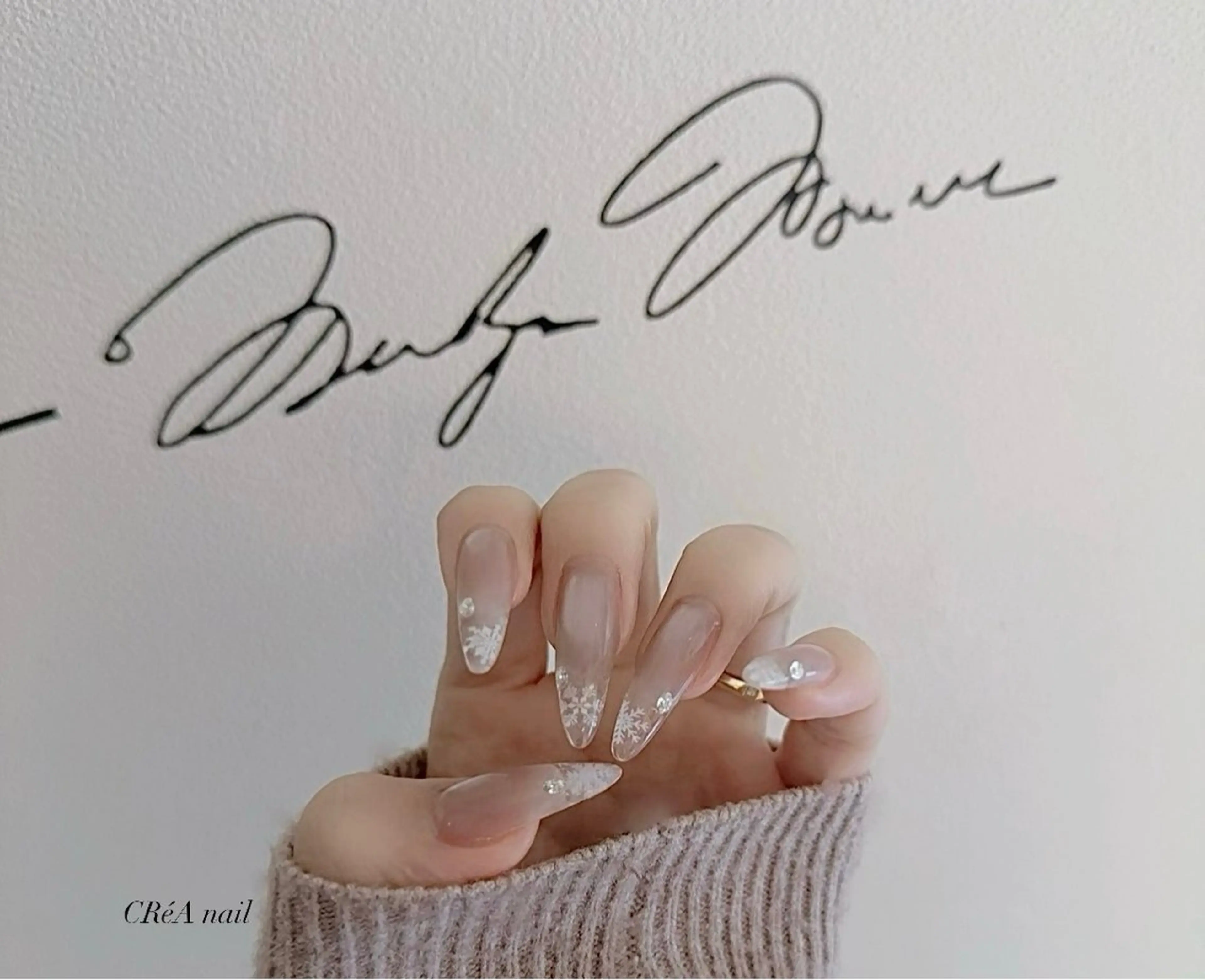 ネイル クリアネイル マグネットネイル ワンホンネイル 冬ネイル クリスマス ハンドネイル CReA nailのネイルデザイン