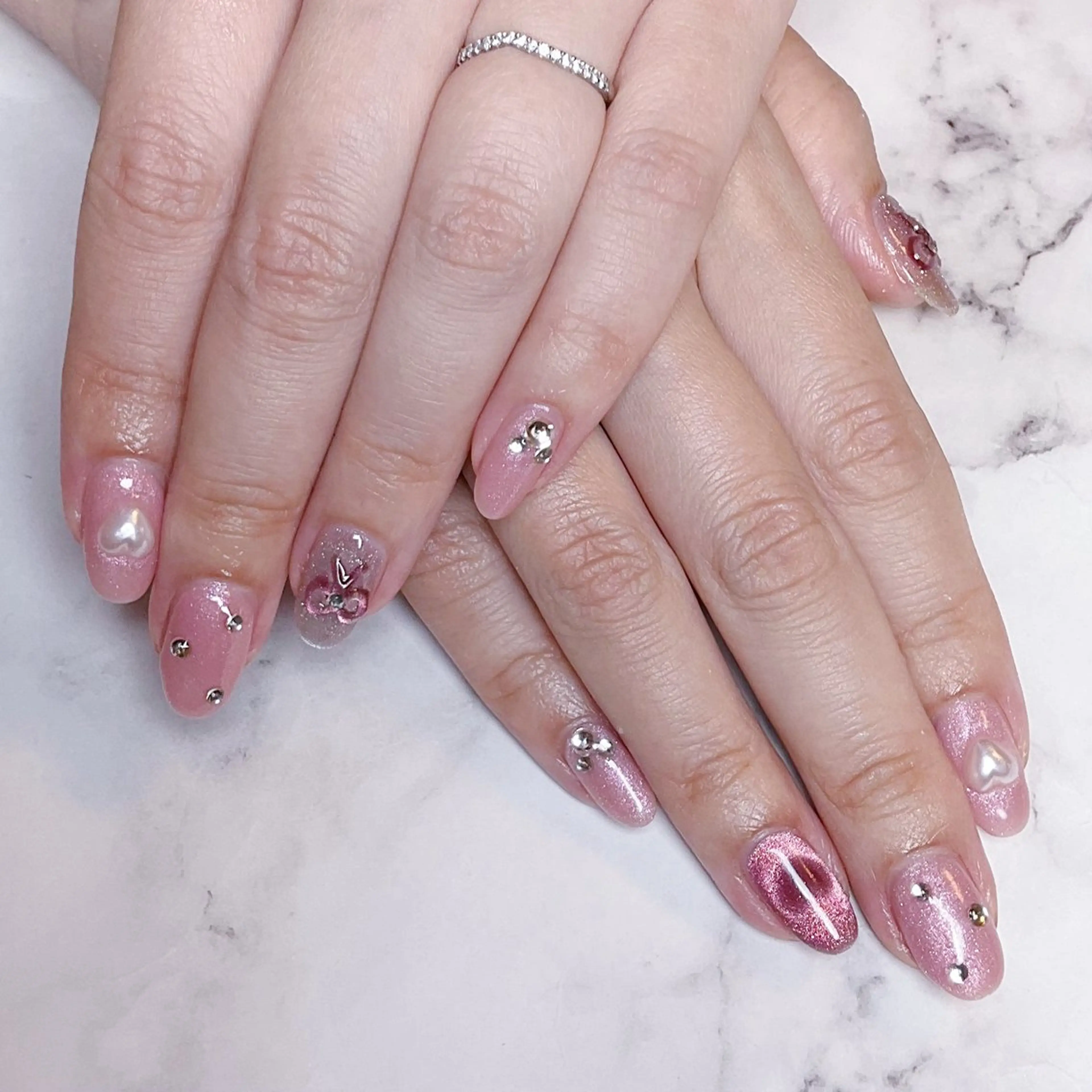 ネイル ハンドネイル 🍭Yun nail hyejin🌸のネイルデザイン