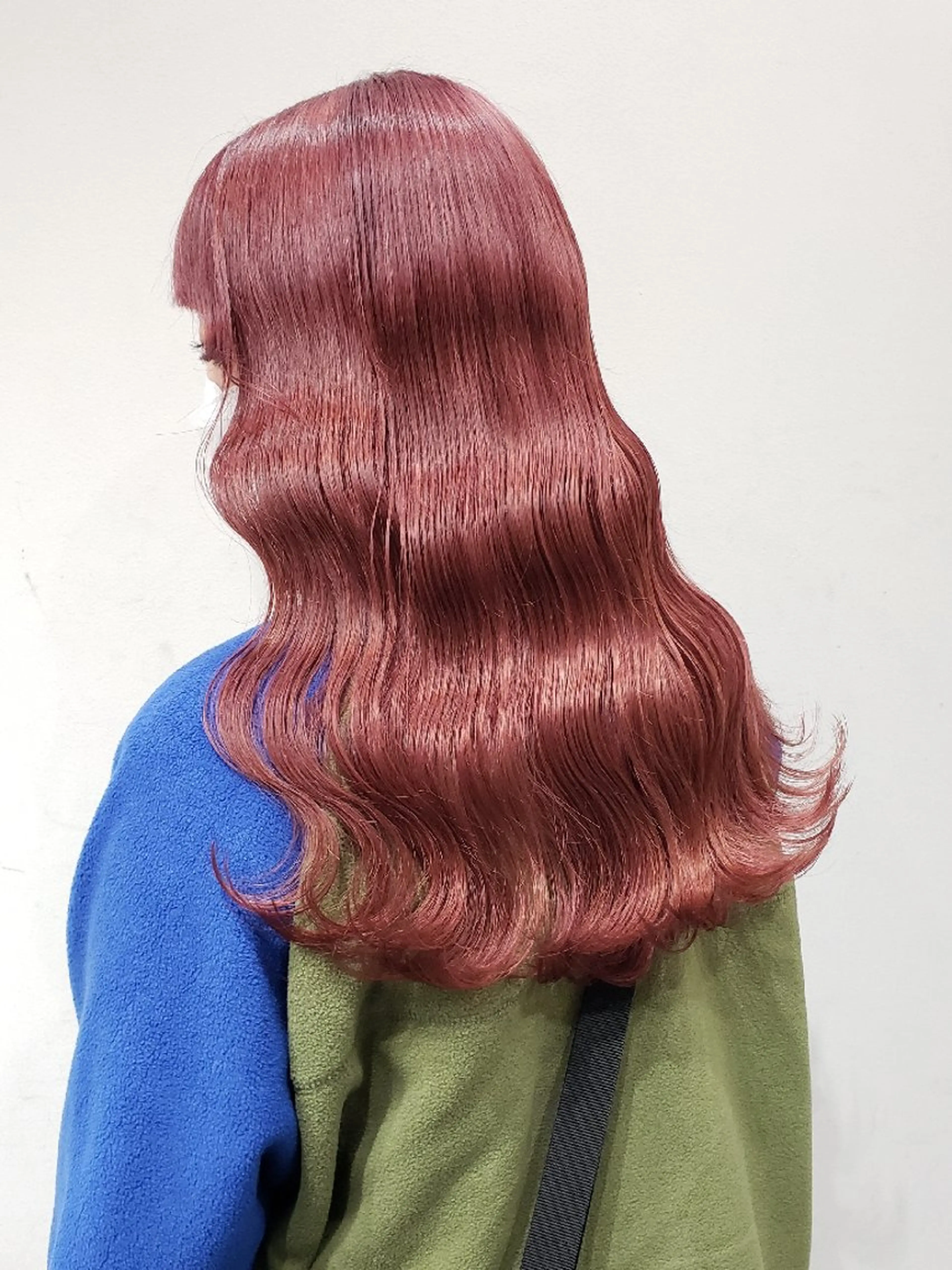 カラー ロング ヘアアレンジ ベージュカラー ブリーチ ケアブリーチ ダブルカラー ピンクカラー 成瀬 弘光のヘアスタイル