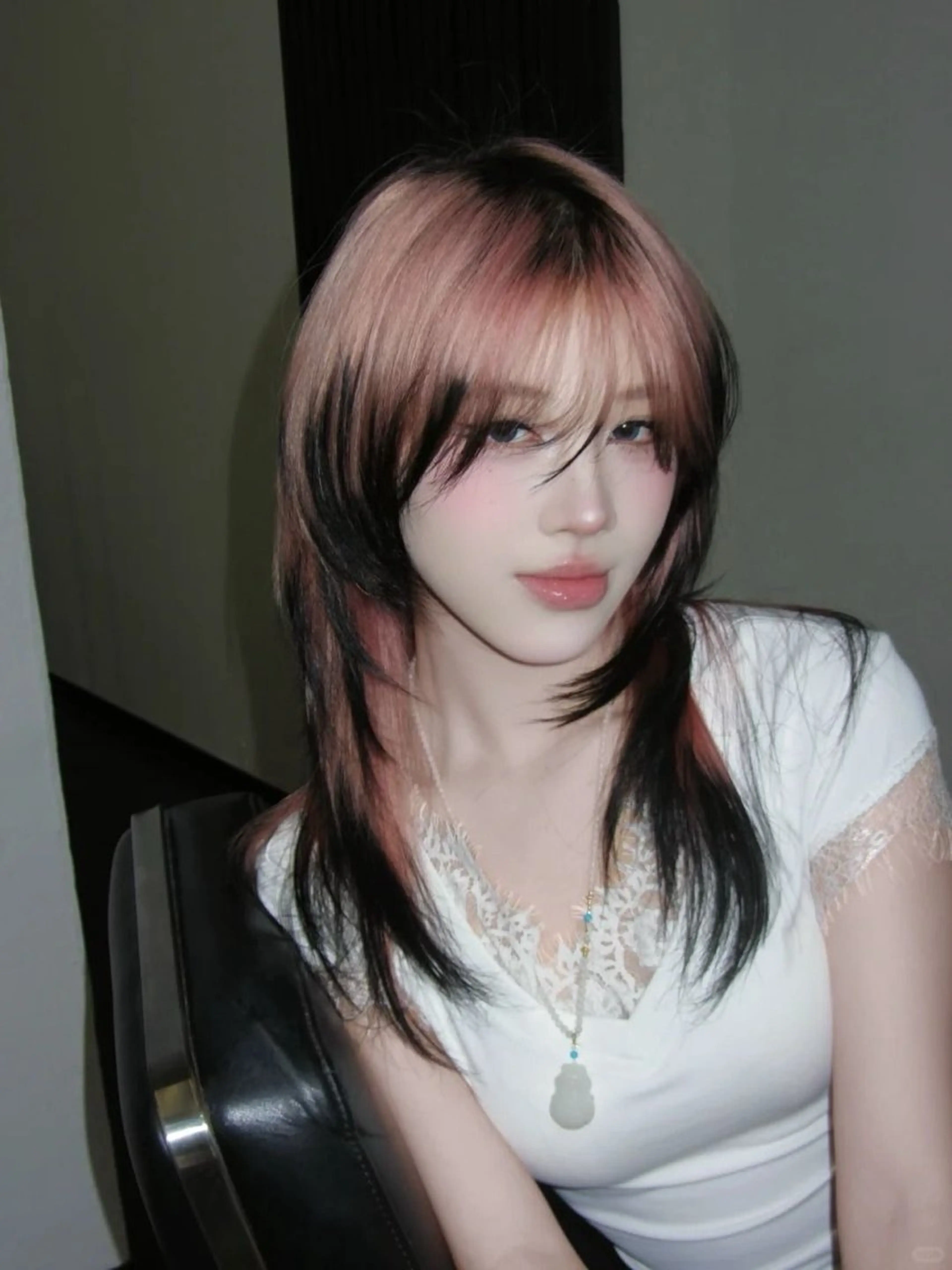 セミロング カラー 栄/ミルクティー/ ベージュ/リホナ🧸のヘアスタイル