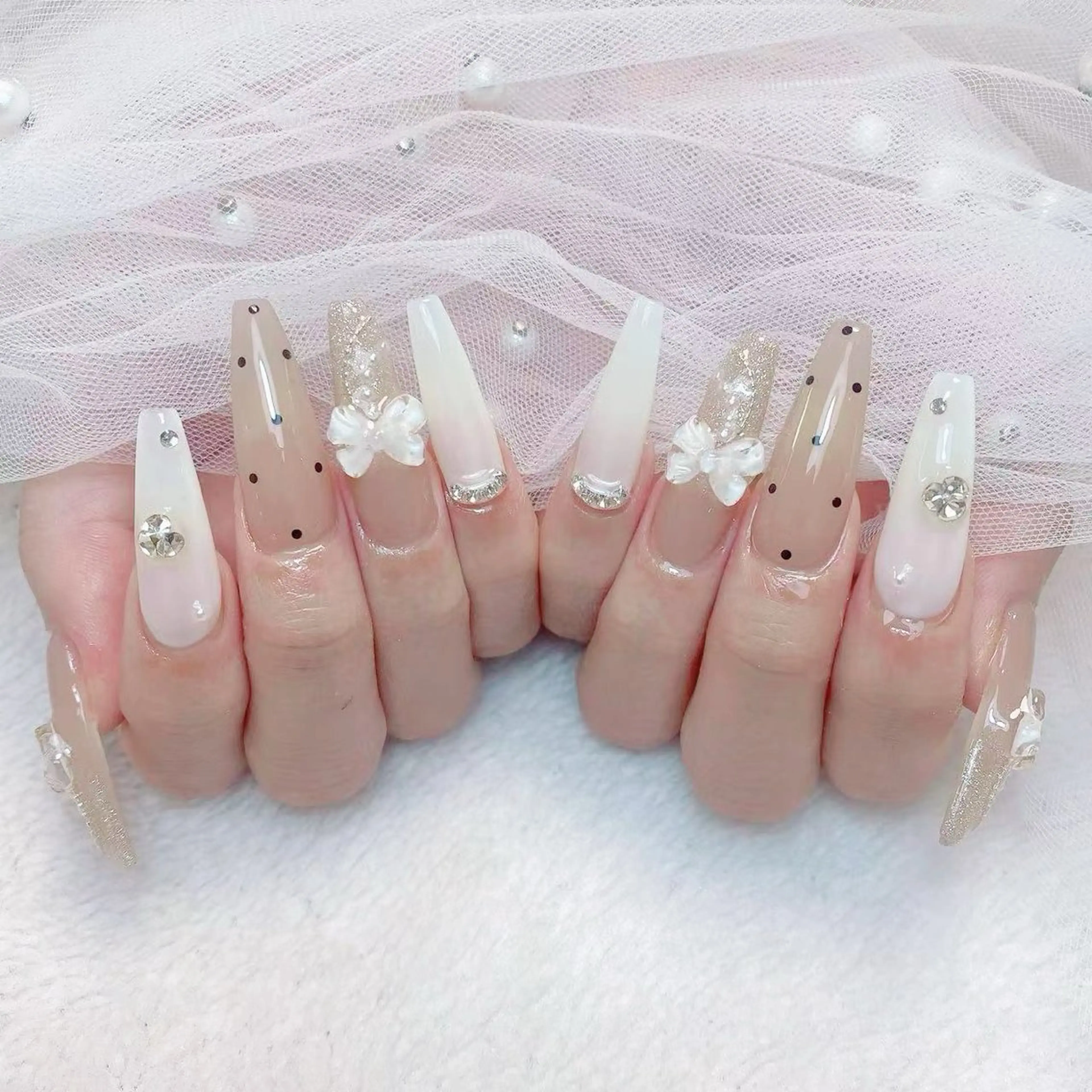 ネイル ハンドネイル ネイルサロン lotusのネイルデザイン