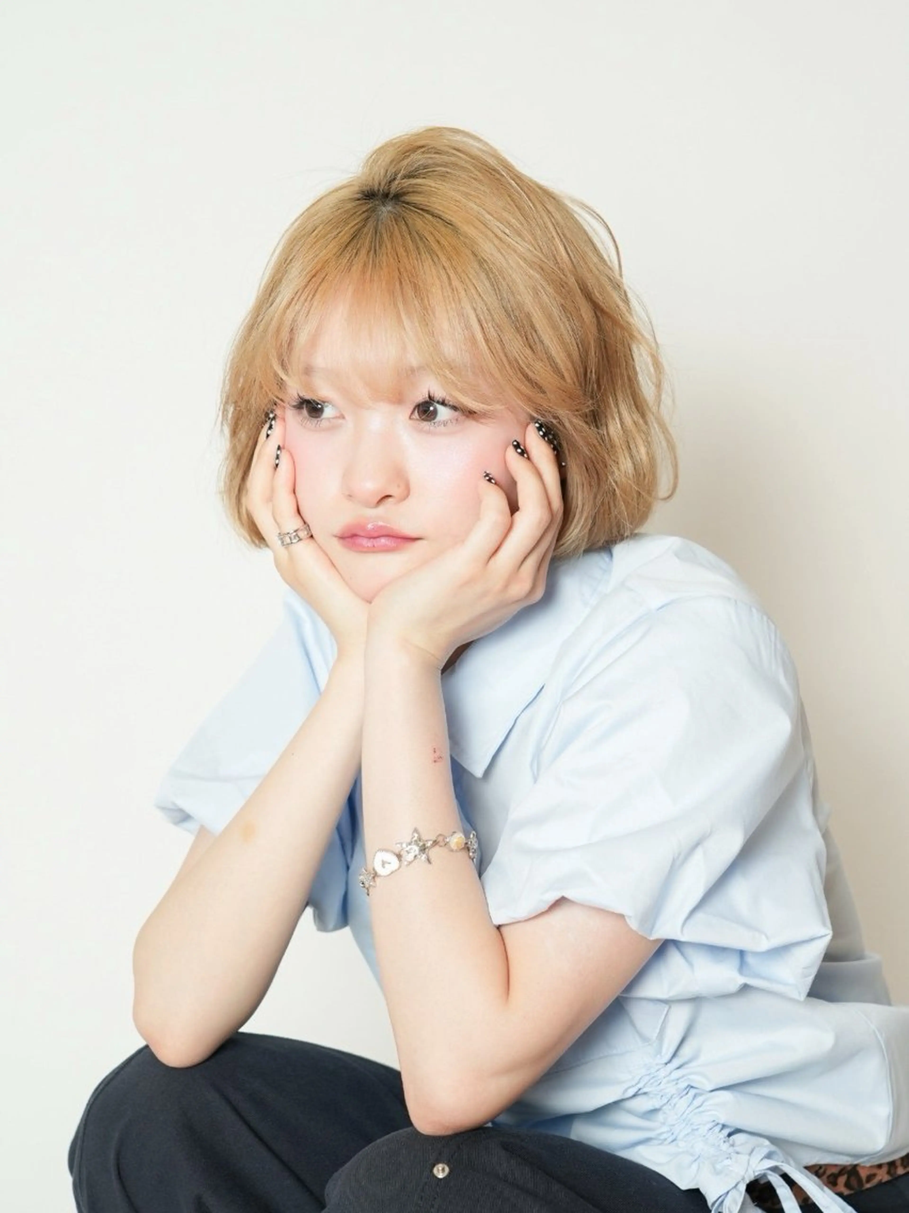 ショート 𝗠𝗜𝗞𝗨︎ ︎✦︎.ワンカラーのヘアスタイル
