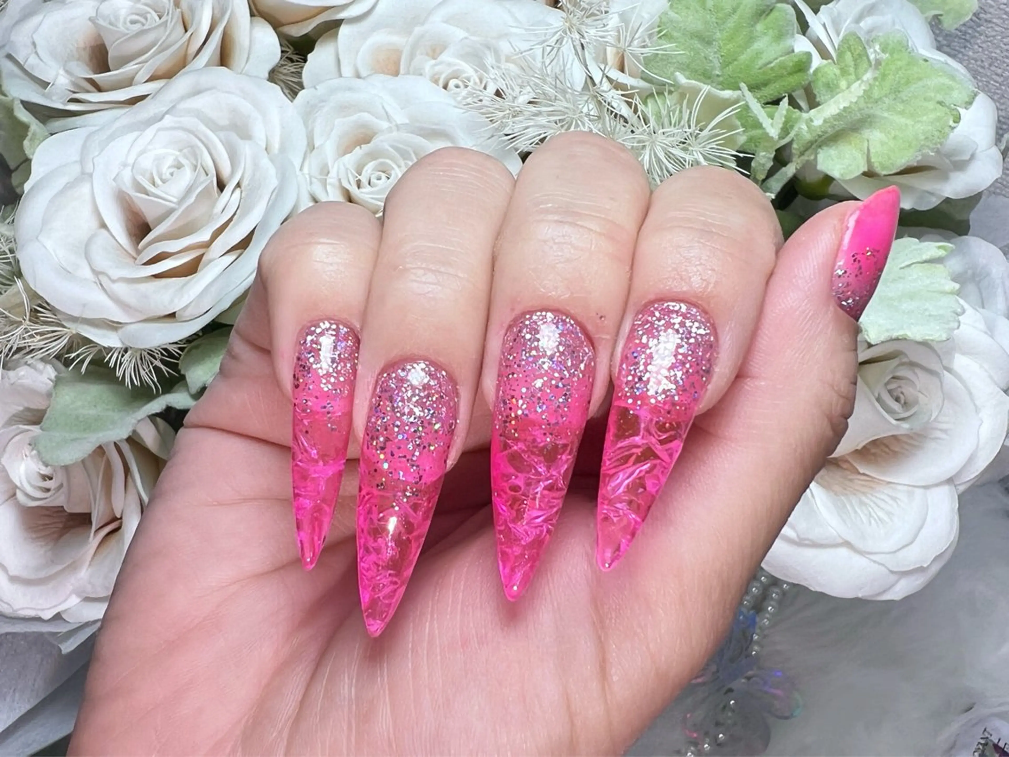 ネイル フレンチネイル ガーリー 韓国ネイル マグネットネイル 持ち込み ハンドネイル Painty nailのネイルデザイン