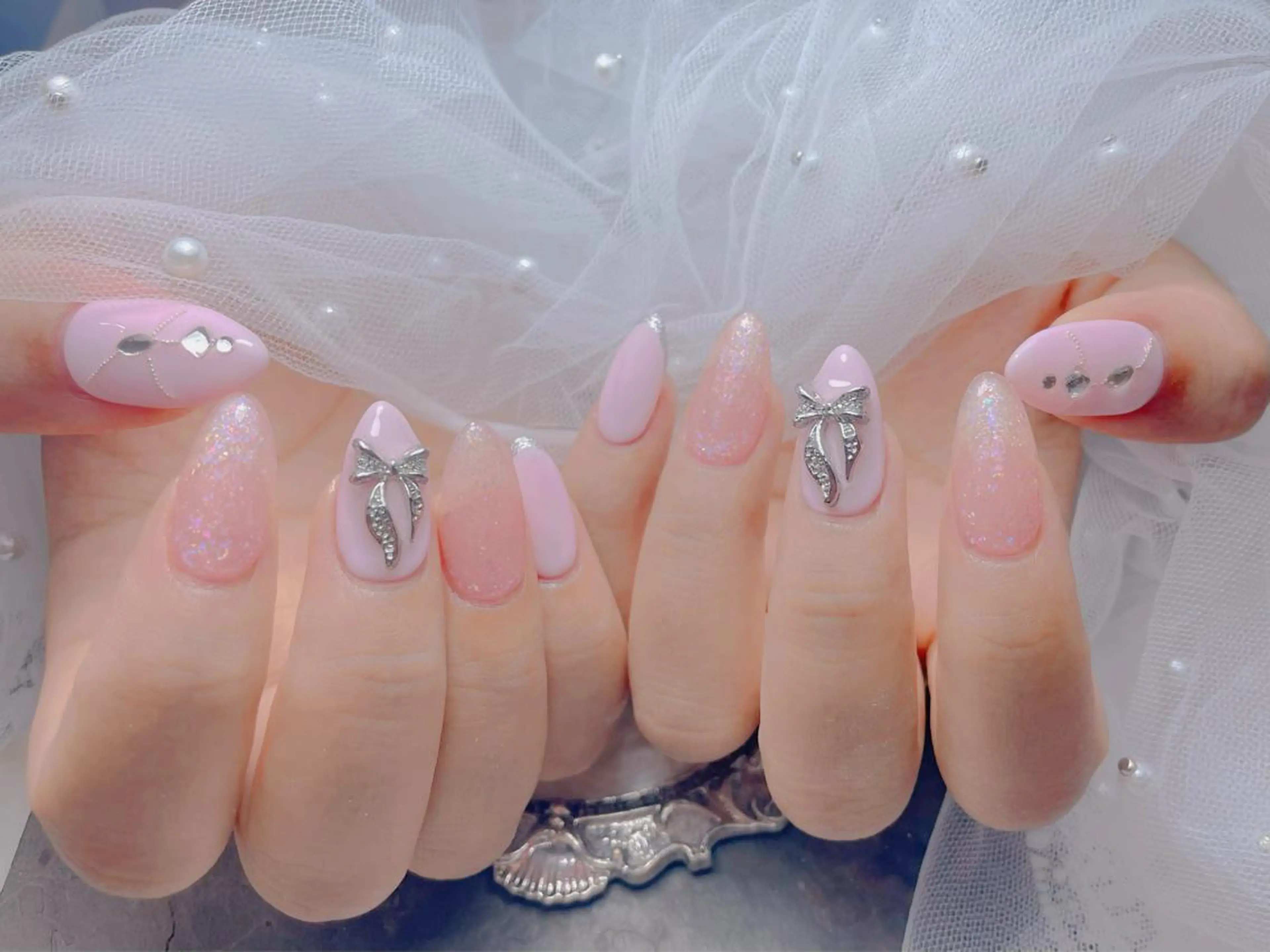 ネイル ハンドネイル マジックミラー所属・マジック ミラーのネイルデザイン