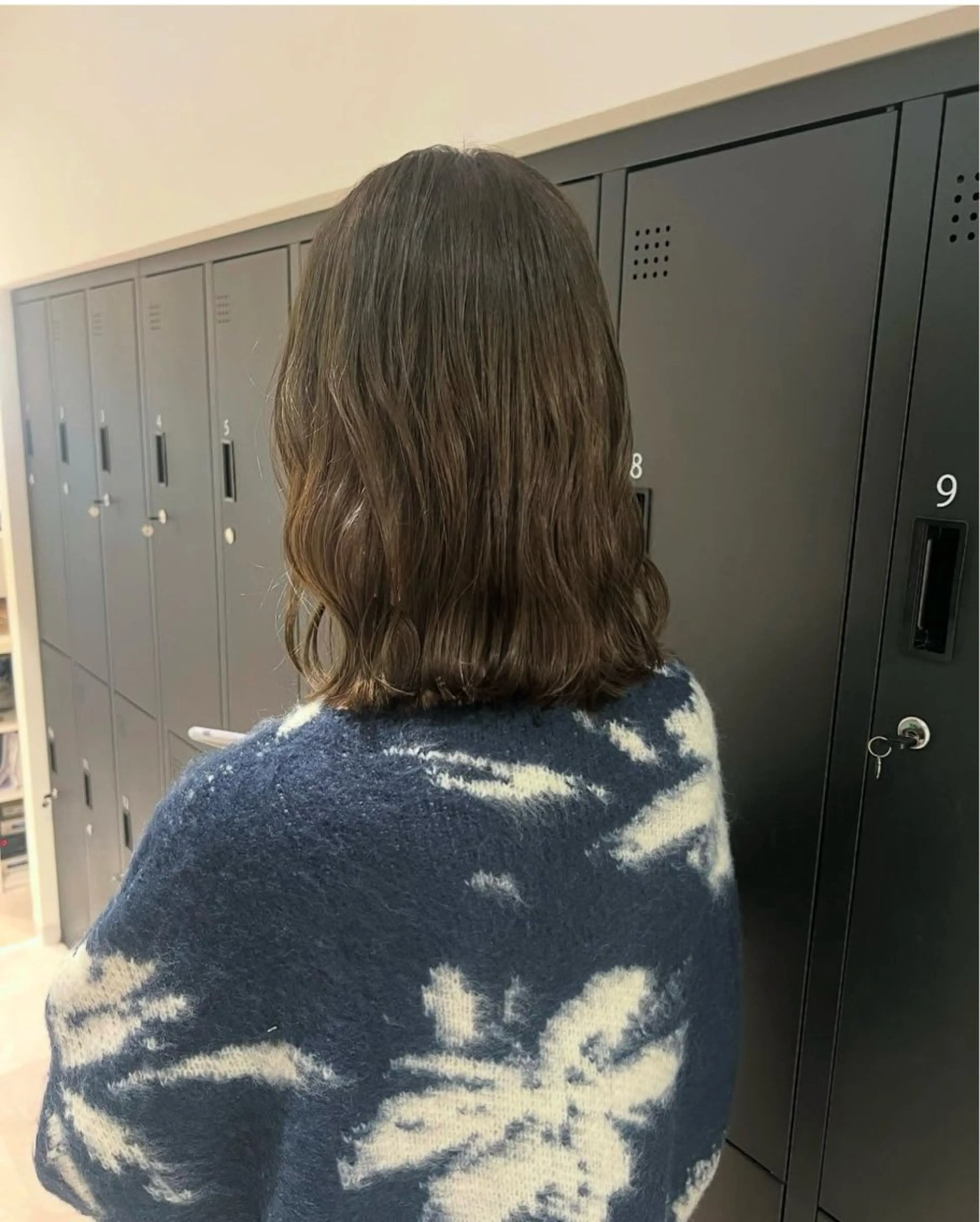 ミディアム カラー ヘアアレンジ ベージュカラー オリーブベージュ カット ヘアカラー トリートメント 暗髪カラー🫐パーマ おくだりんかのヘアスタイル