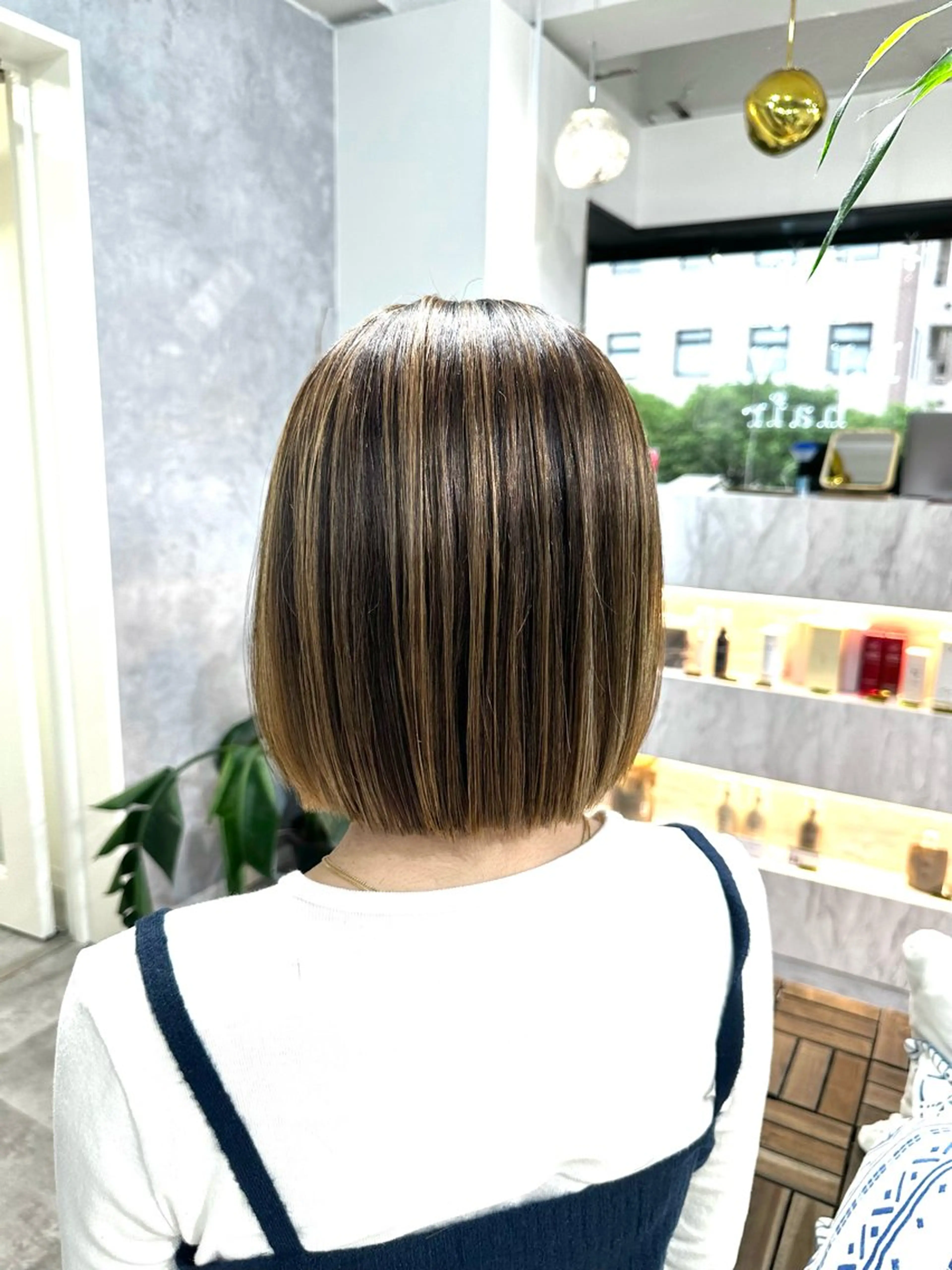 ショート ボブ カット ヘアカラー 大人上品特化 レイヤー🇺🇸山村のヘアスタイル
