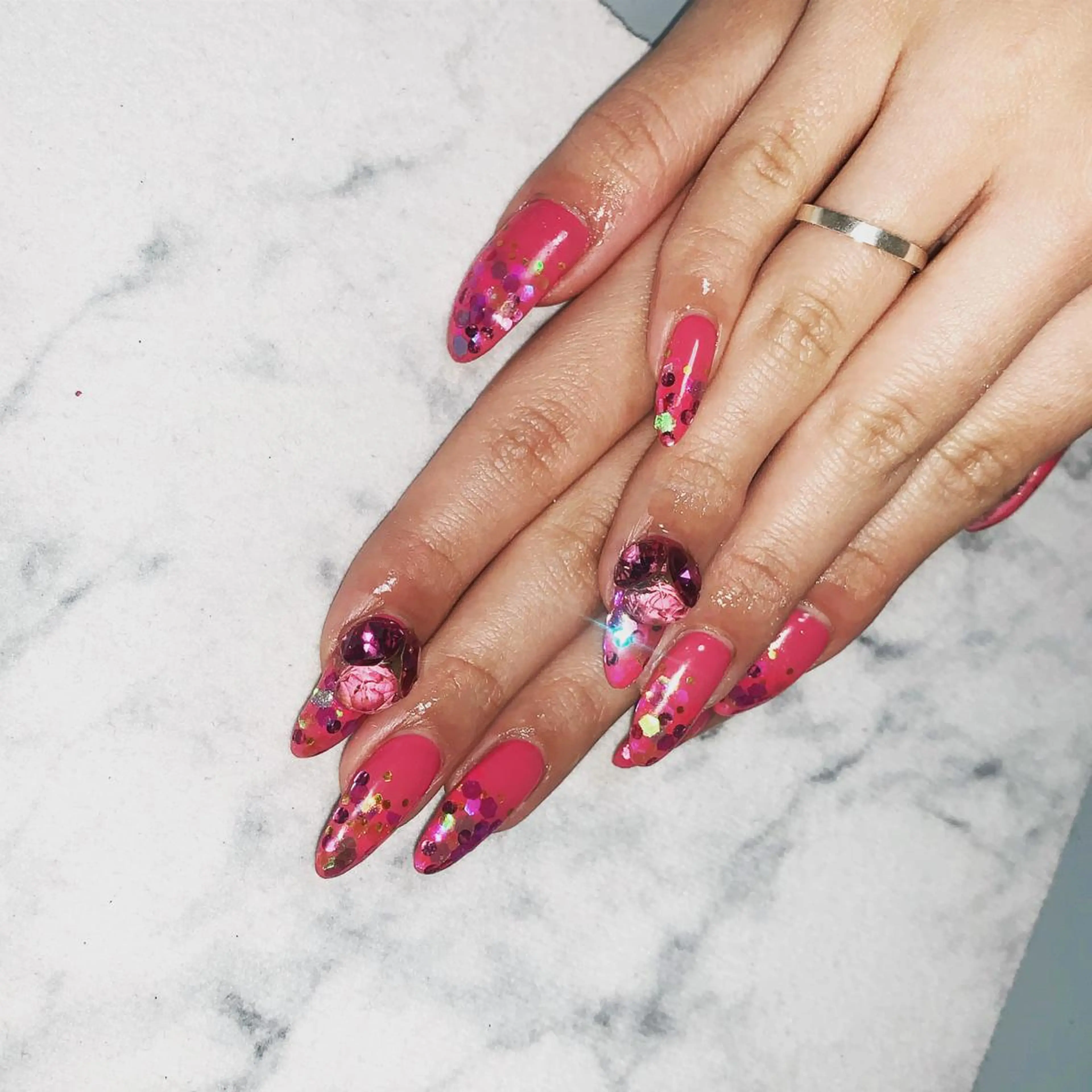 ネイル ピンク 🌙🫧CHARME (RUKA)🦋🫧のネイルデザイン