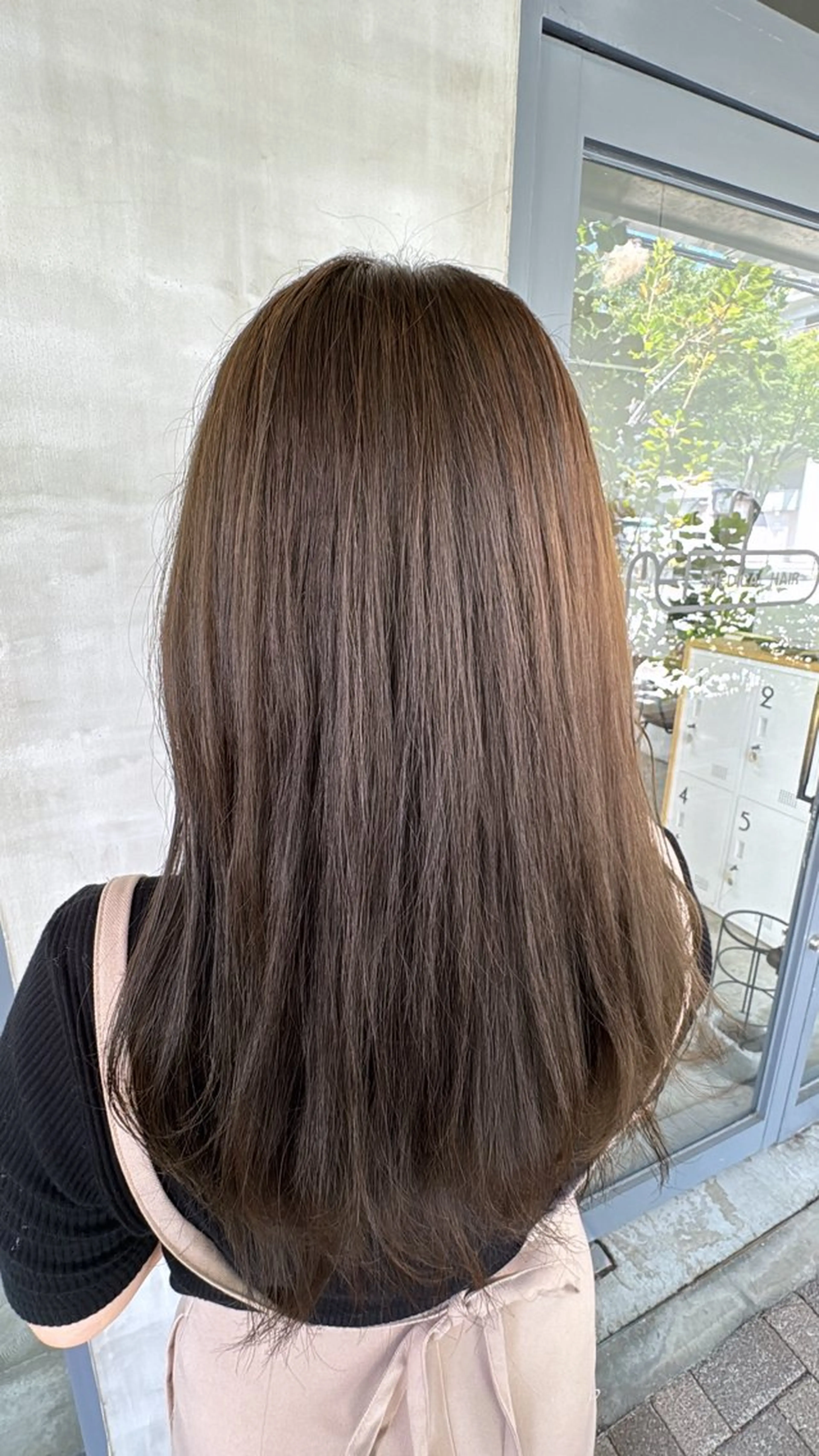 ミディアム カラー unica by milly所属・Mayuka 🩶のヘアスタイル