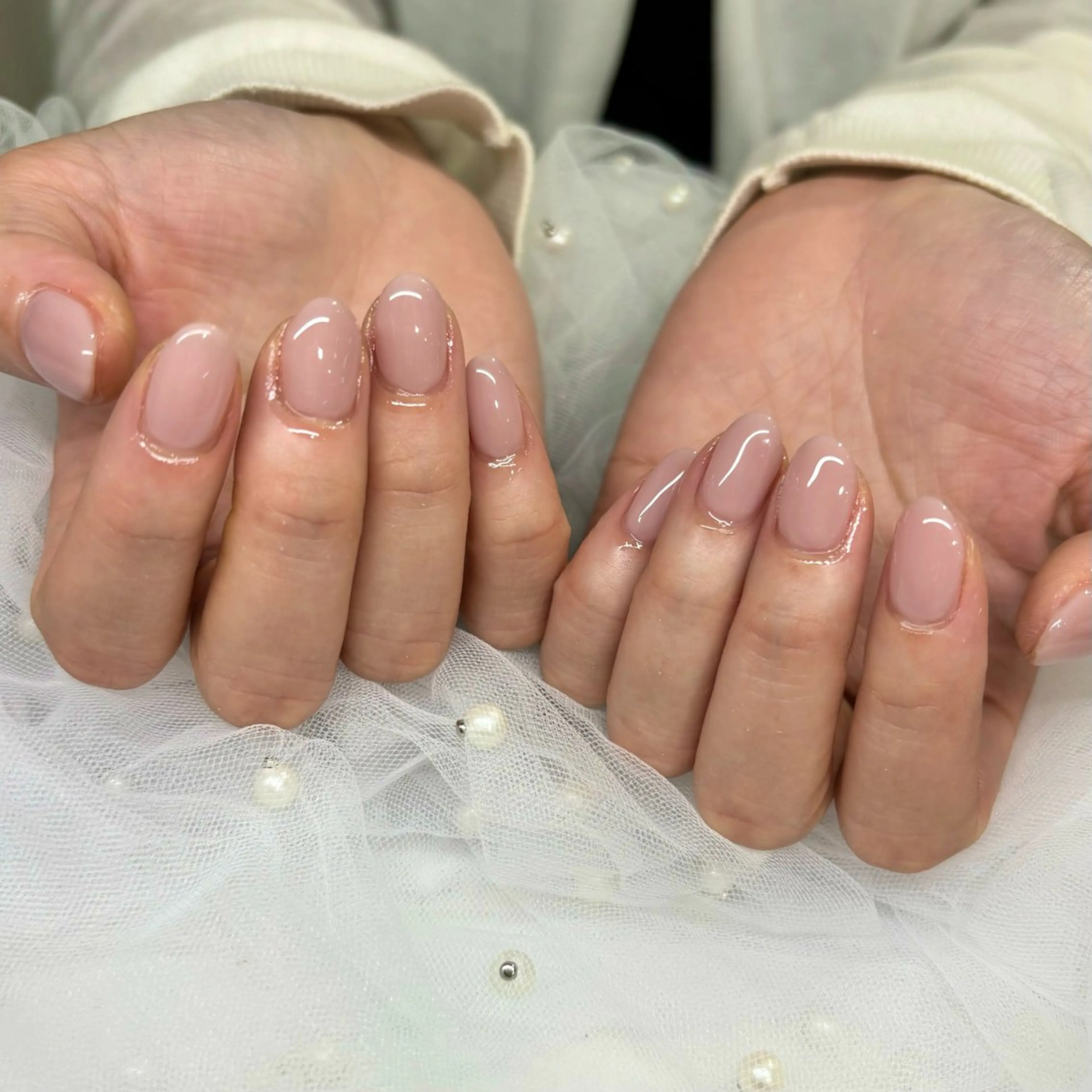 ネイル ピンク ピンクベージュ シンプルネイル ハンドネイル 荒巻 めいのネイルデザイン