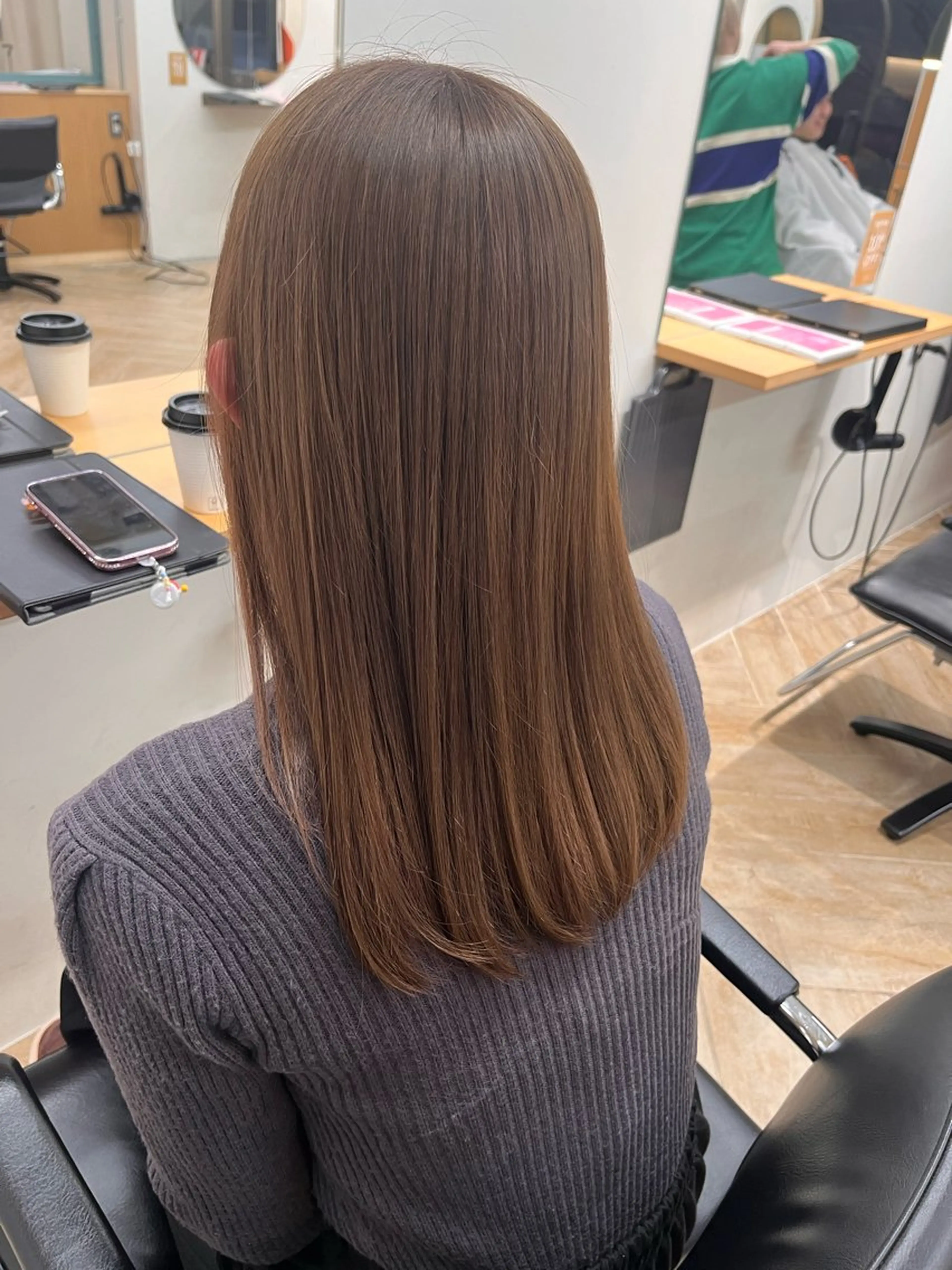 セミロング カラー ベージュカラー ミルクティーベージュ ヘアカラー トリートメント パーマ/縮毛矯正/ LUVISM佐藤里咲のヘアスタイル