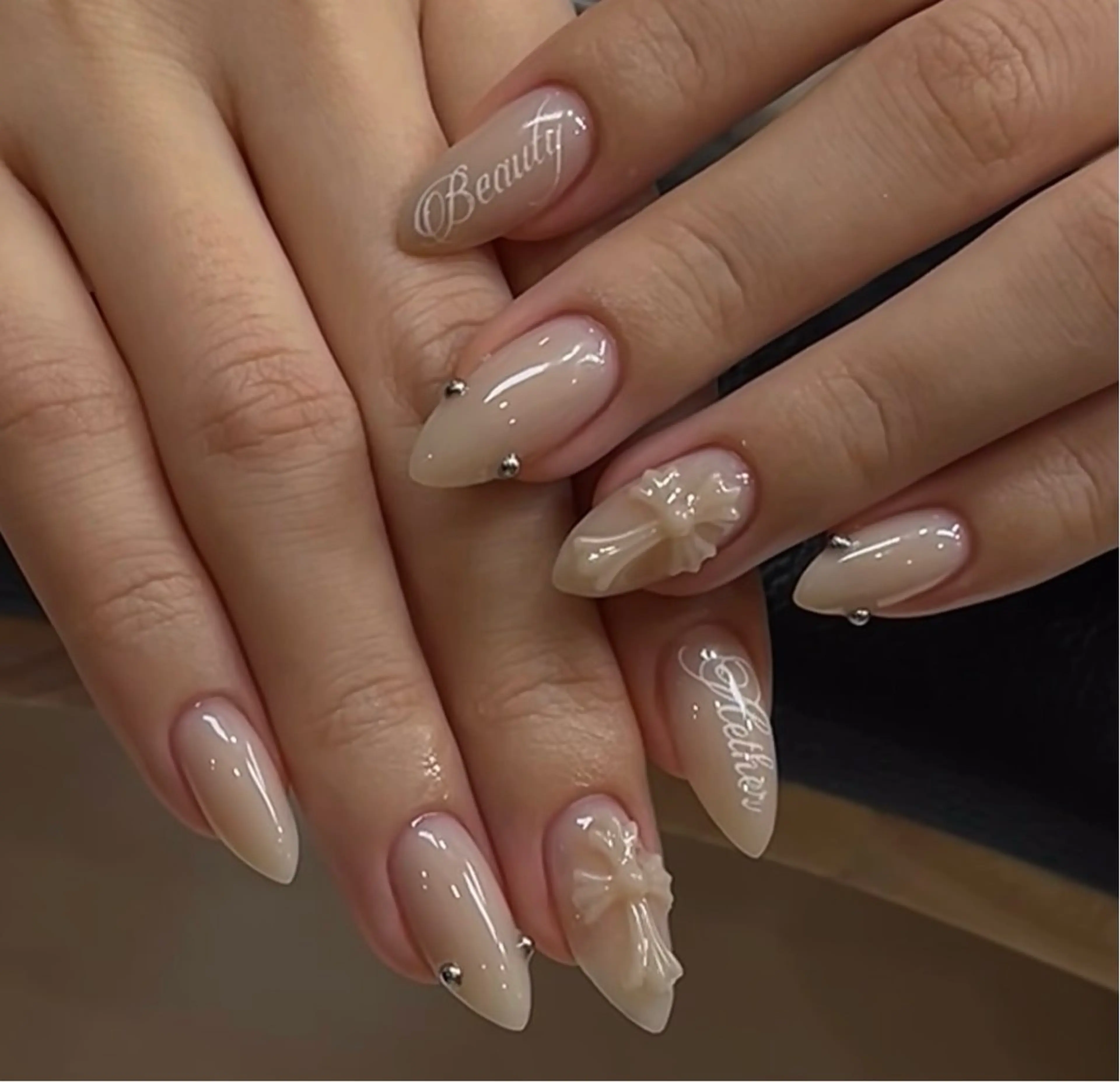 ネイル ハンドネイル Pure&Rich Nailのネイルデザイン