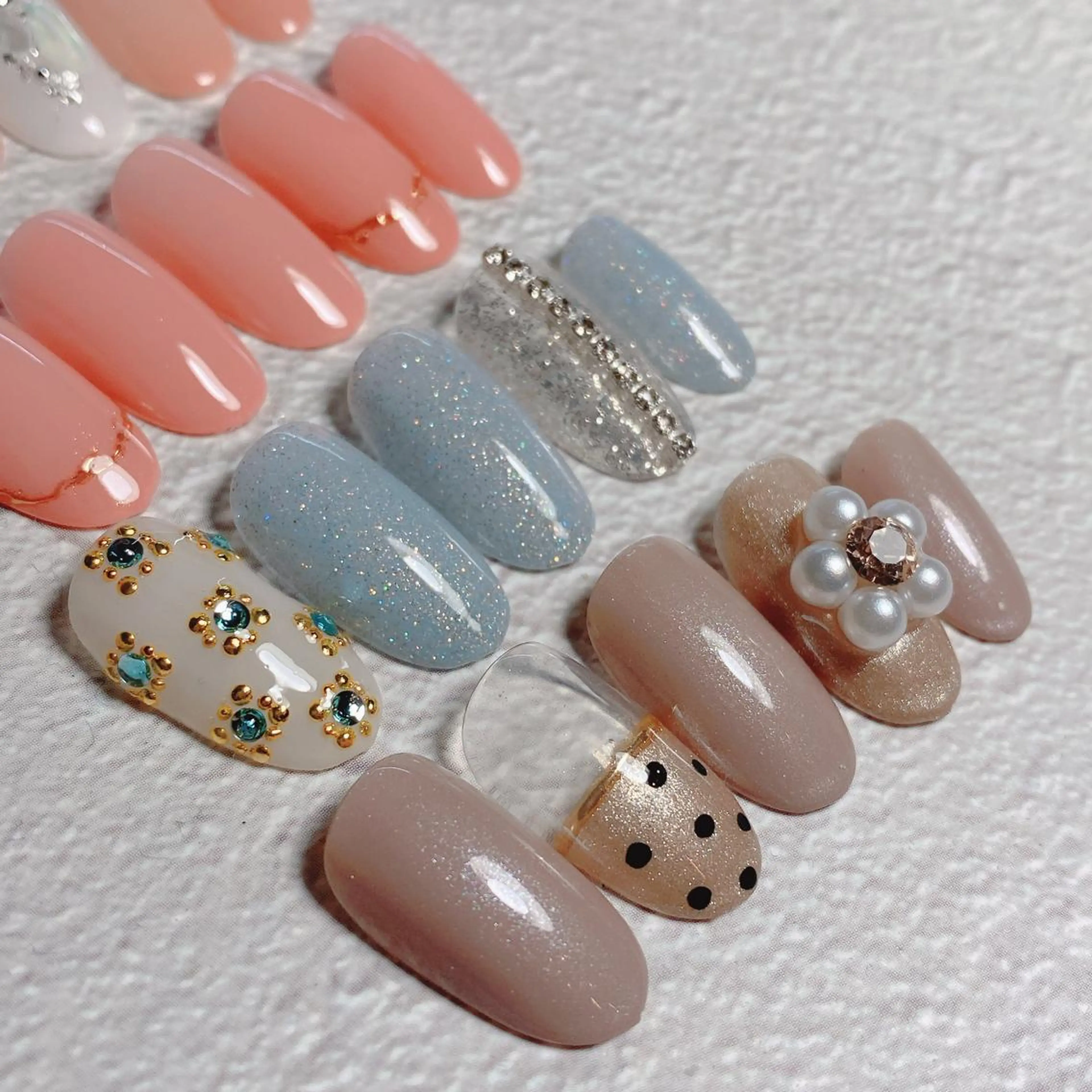 ネイル 大人キレイ 𝑁𝑖𝑥𝑖𝑠のネイルデザイン