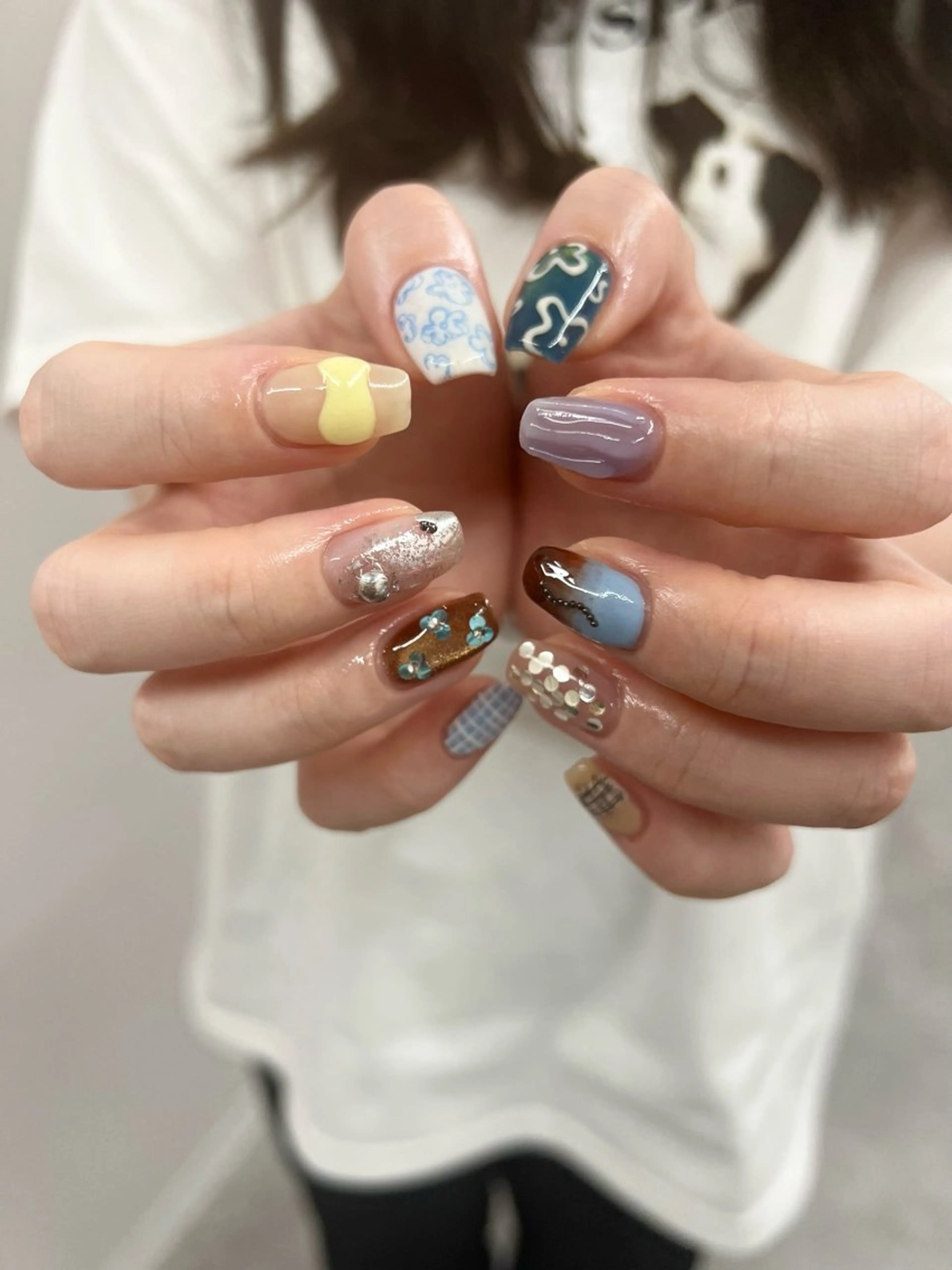 ネイル ブルー ジェルネイル マグネットネイル ニュアンスネイル パラジェル ハンドネイル ハンドケア Bana_ Nailのネイルデザイン