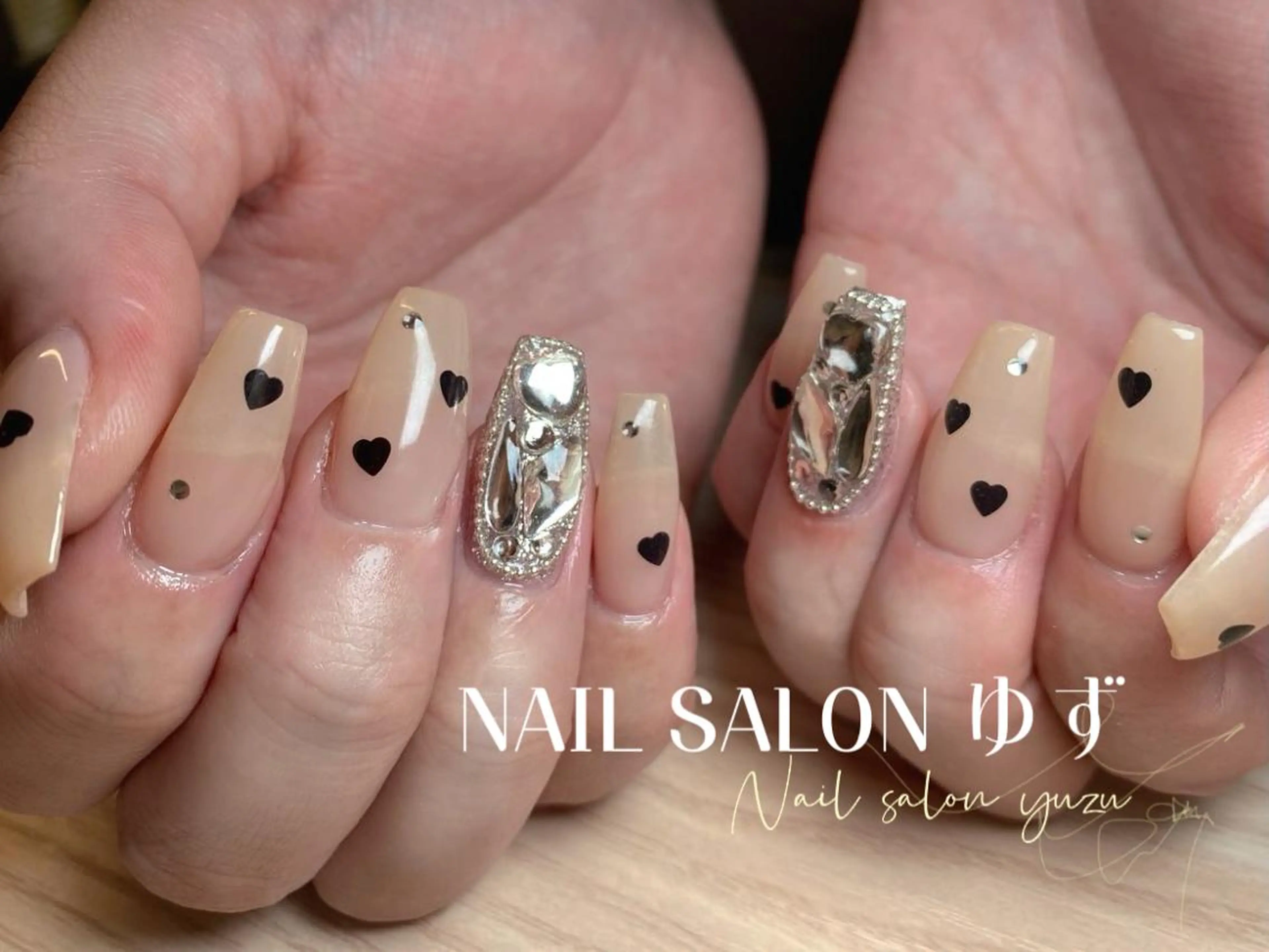 ネイル 長さ出し ハンドネイル MAKI💚💚💚 秋葉原.のネイルデザイン