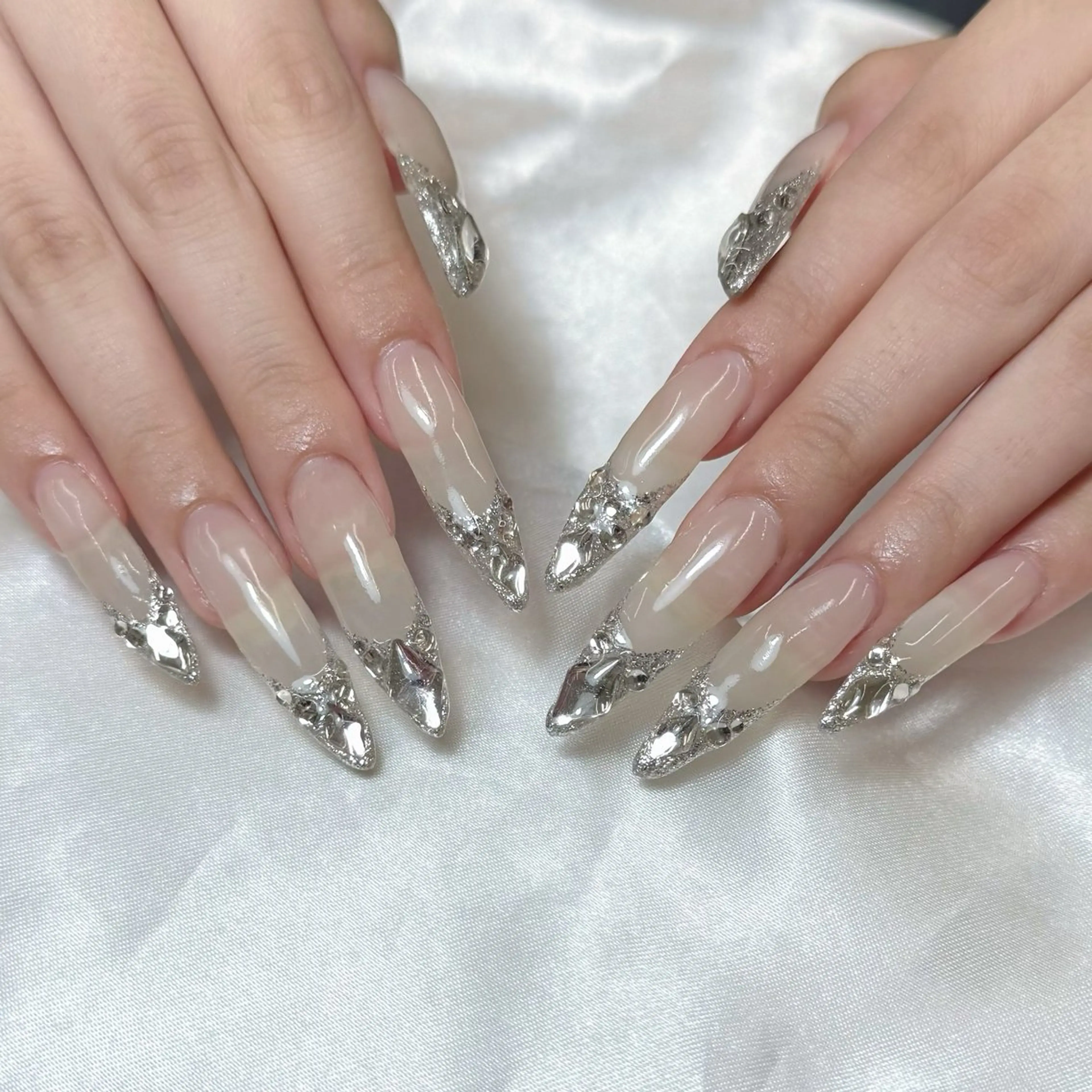 ネイル NAIL atre AYAのネイルデザイン