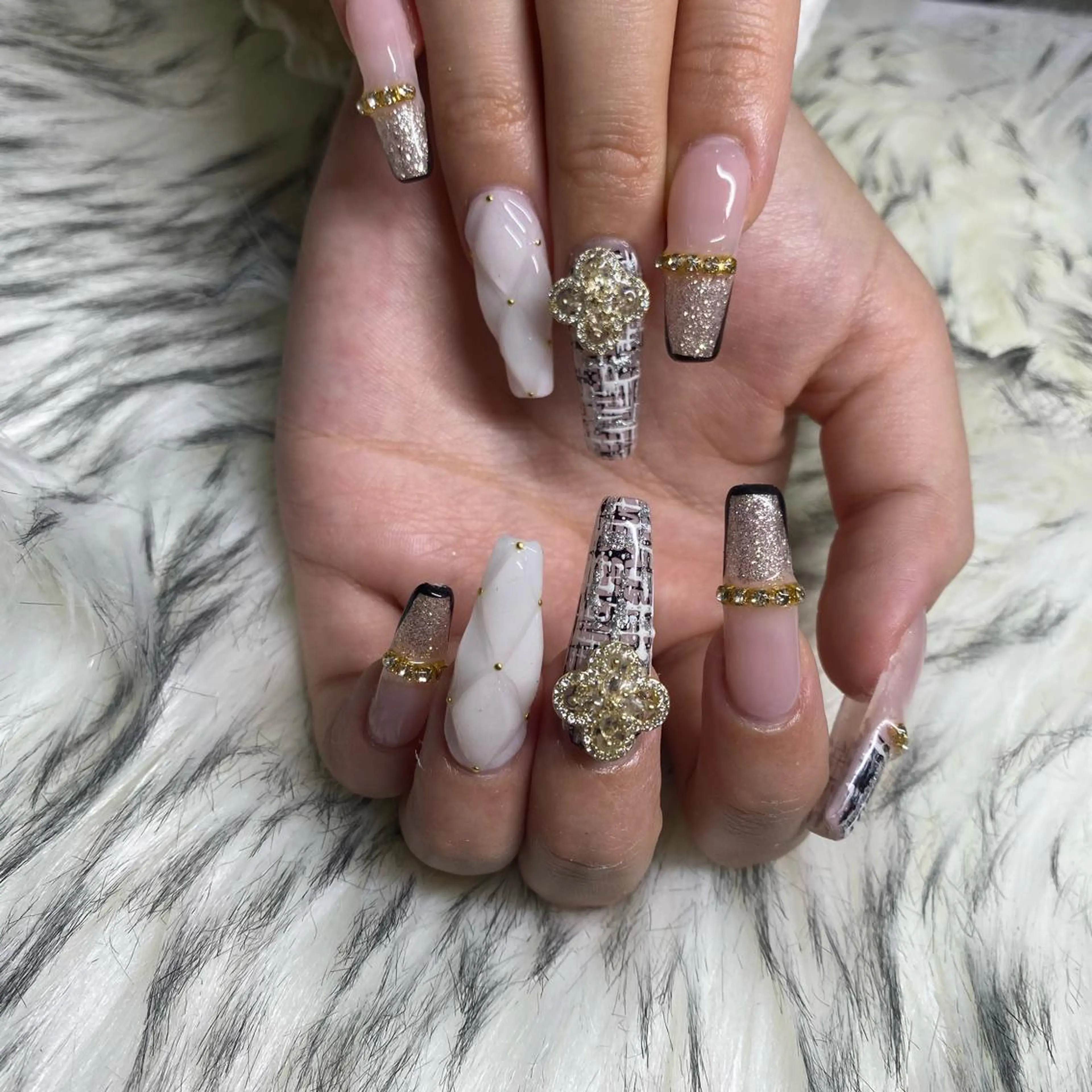 ネイル ハンドネイル la vie Luire所属・la vie Luire アスカのネイルデザイン