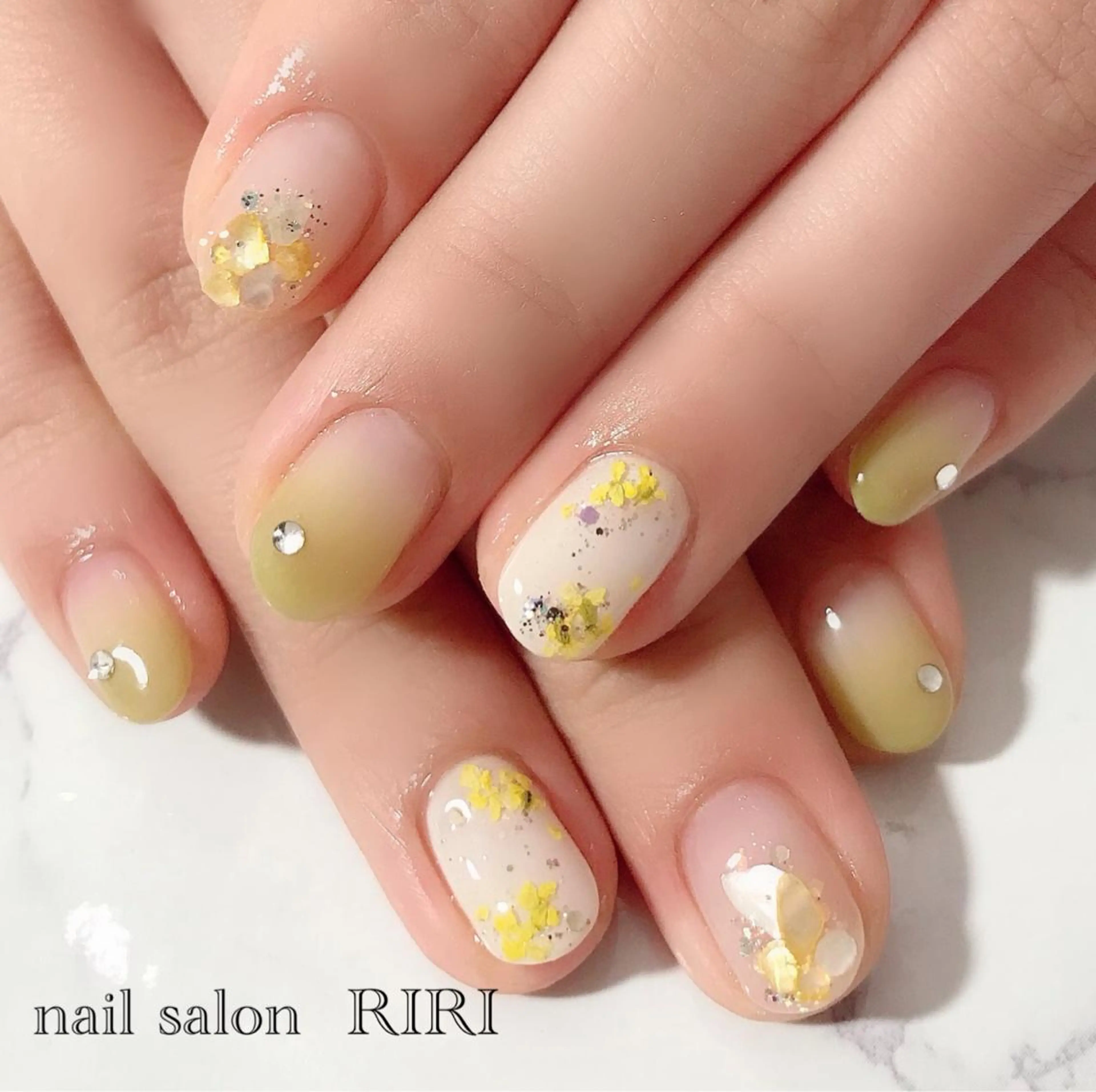 ネイル private  nail  salon RIRI所属・RIRI リリのネイルデザイン