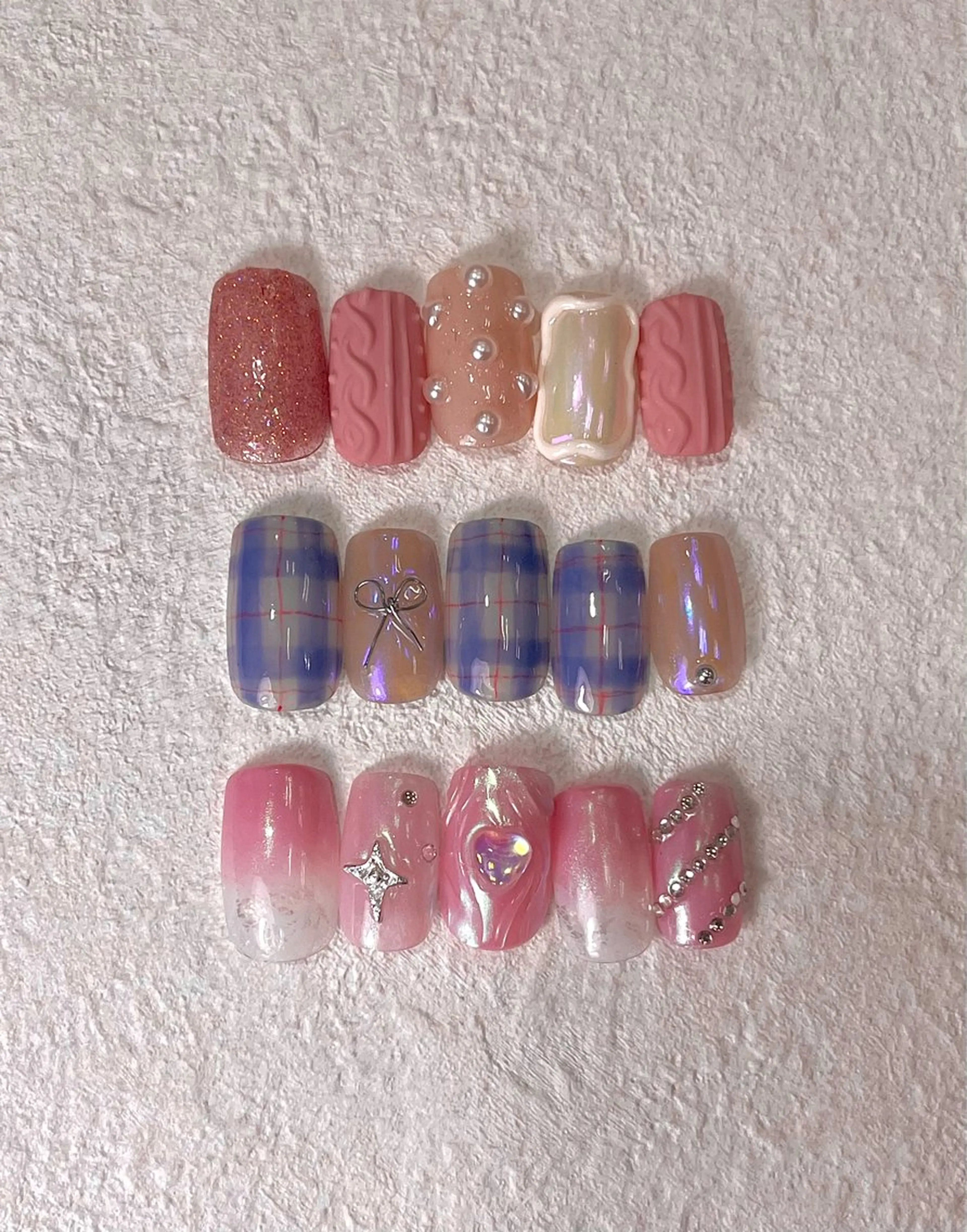 ネイル オーロラネイル 韓国ネイル レース ぷっくりネイル リボン ハンドネイル Para Sol nail　Maoのネイルデザイン