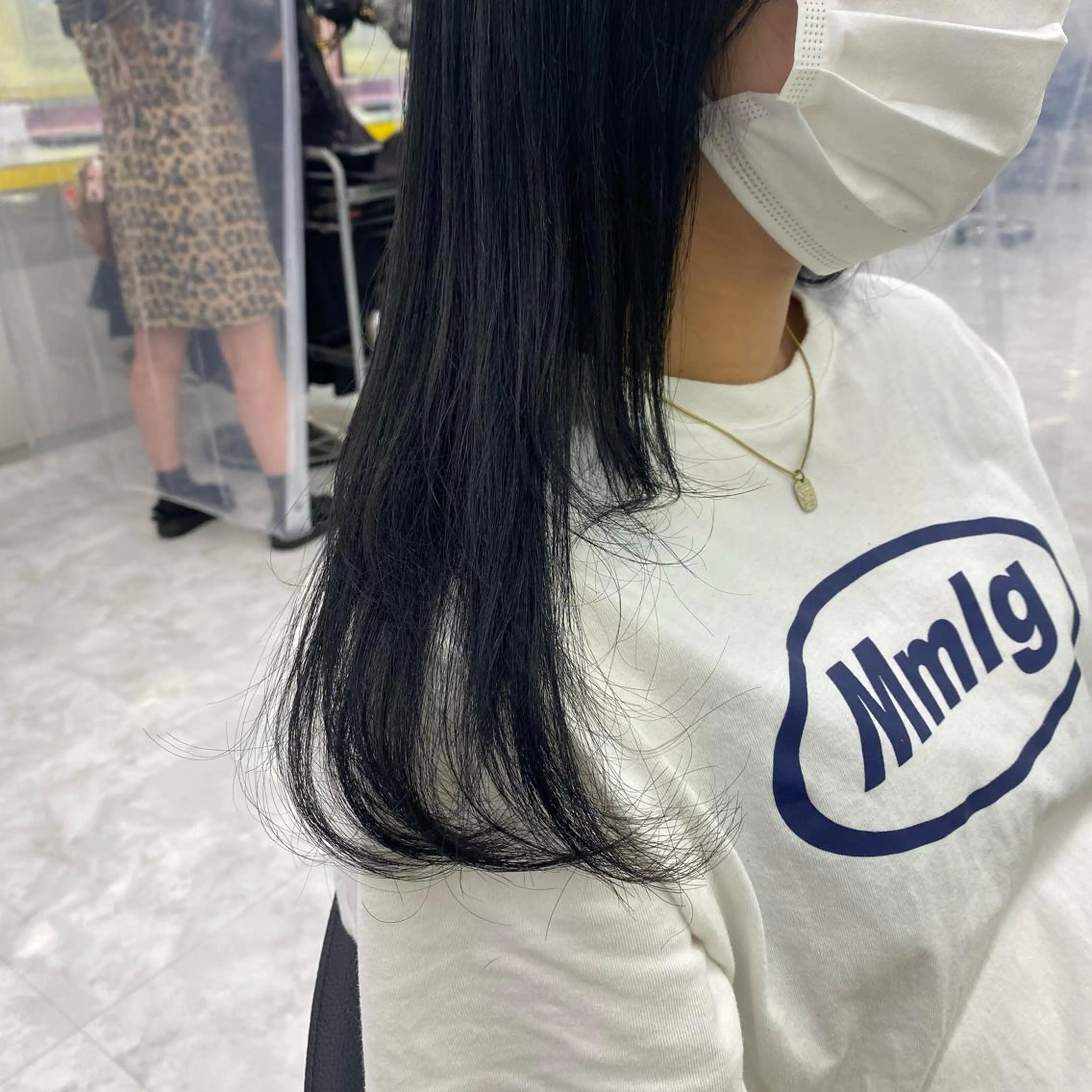 セミロング カラー ヘアアレンジ ヘアカラー mai🍑暖色カラー /レイヤー💖のヘアスタイル