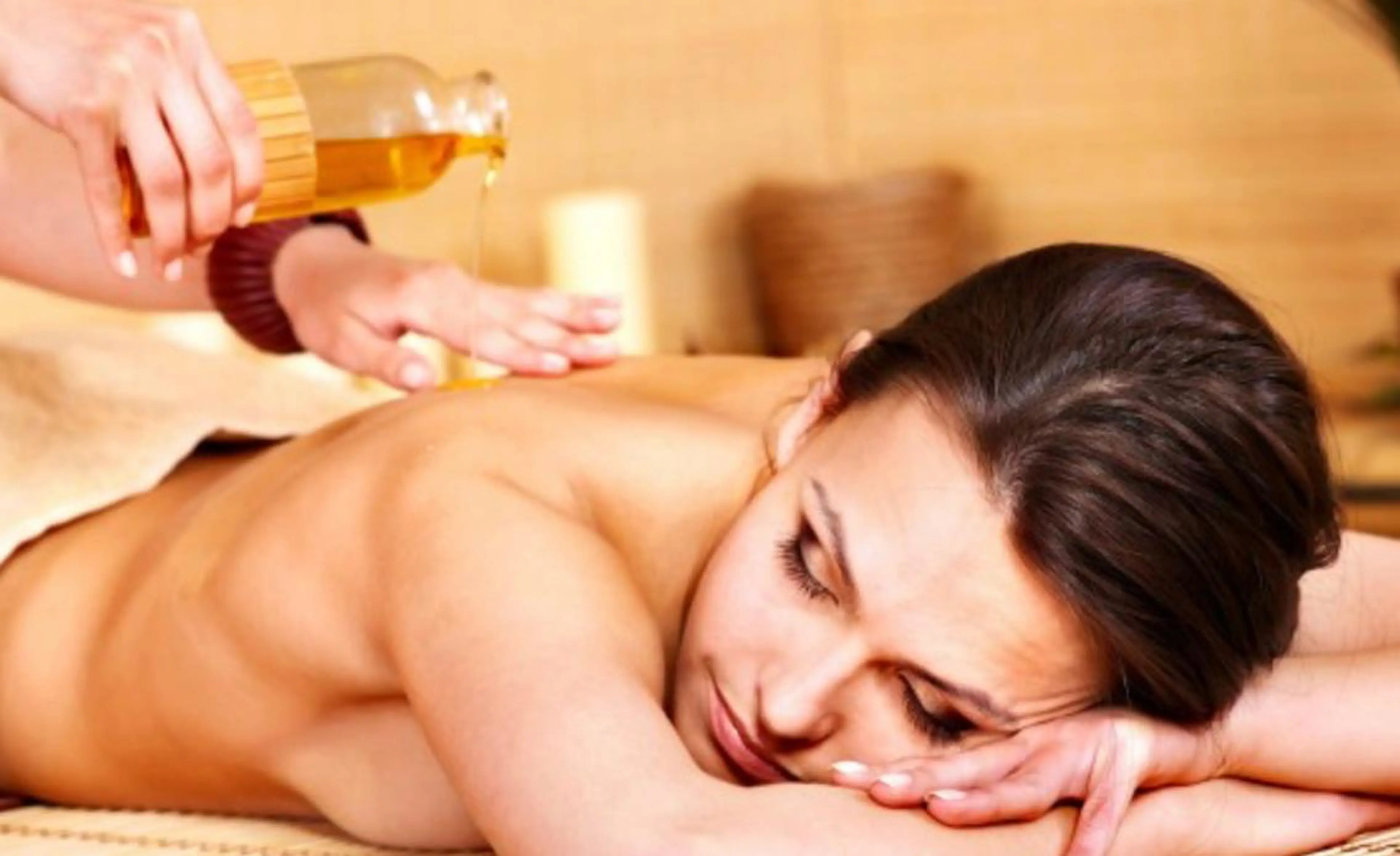 ロング カラー パーマ ヘアアレンジ メンズ キッズ ネイル マツエク・マツパ アイブロウ 新感覚マシン× ドライヘッドのエステ・リラクイメージ