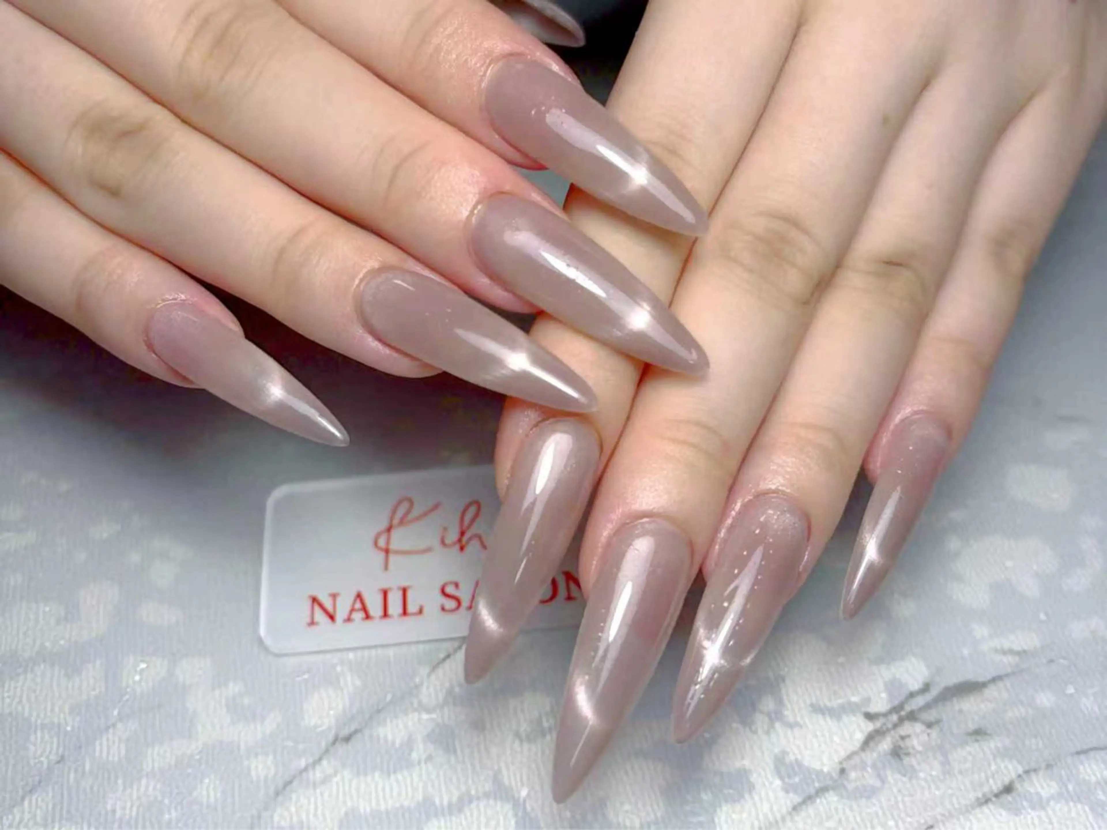 ネイル アートネイル フレンチネイル ジェルネイル グラデーション 韓国ネイル ハンドネイル さくら💮💮 【オフ無料】のネイルデザイン