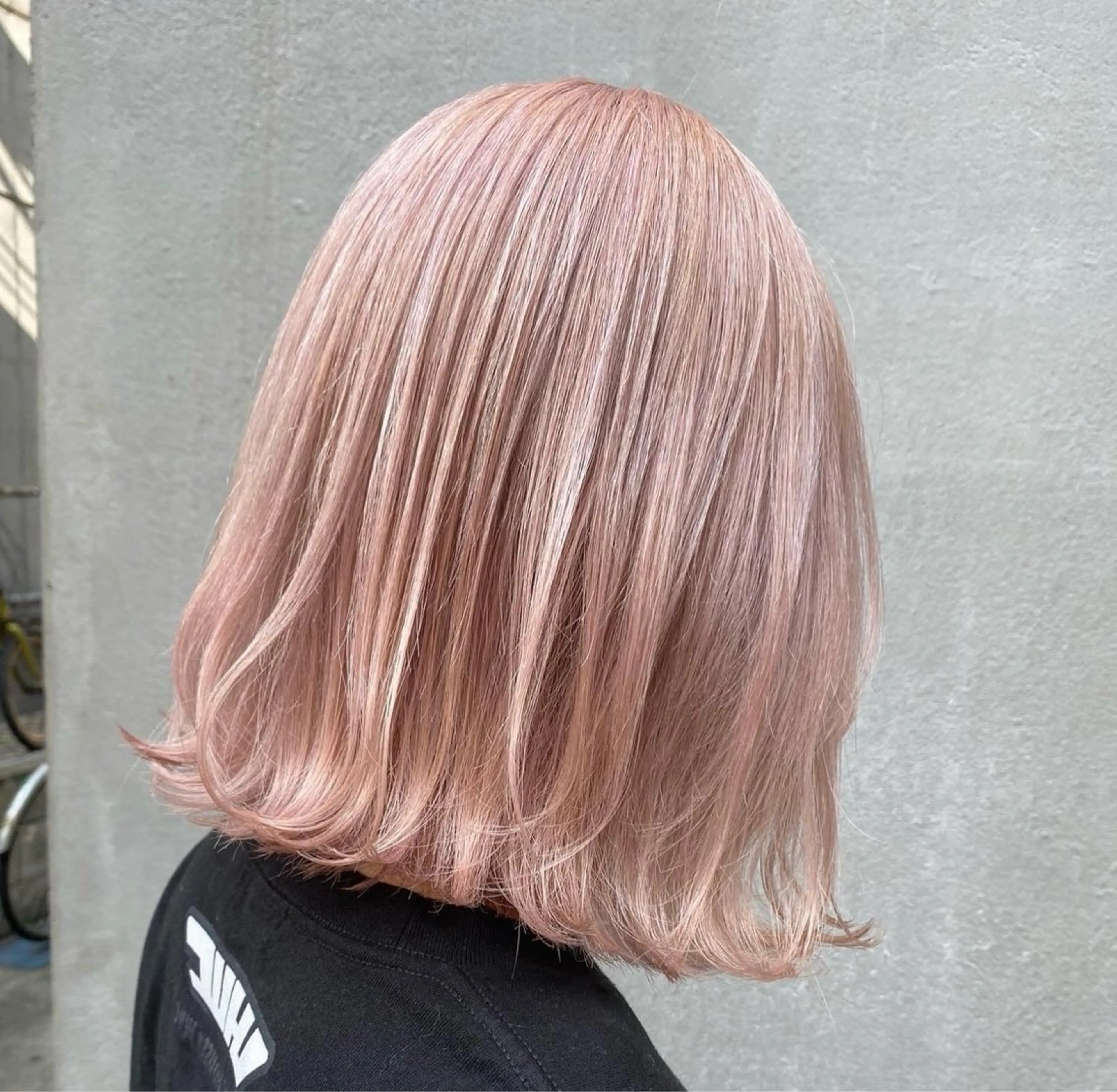 カラー カット ヘアカラー トリートメント ブリーチカラー×艶 🍨mihoのヘアスタイル