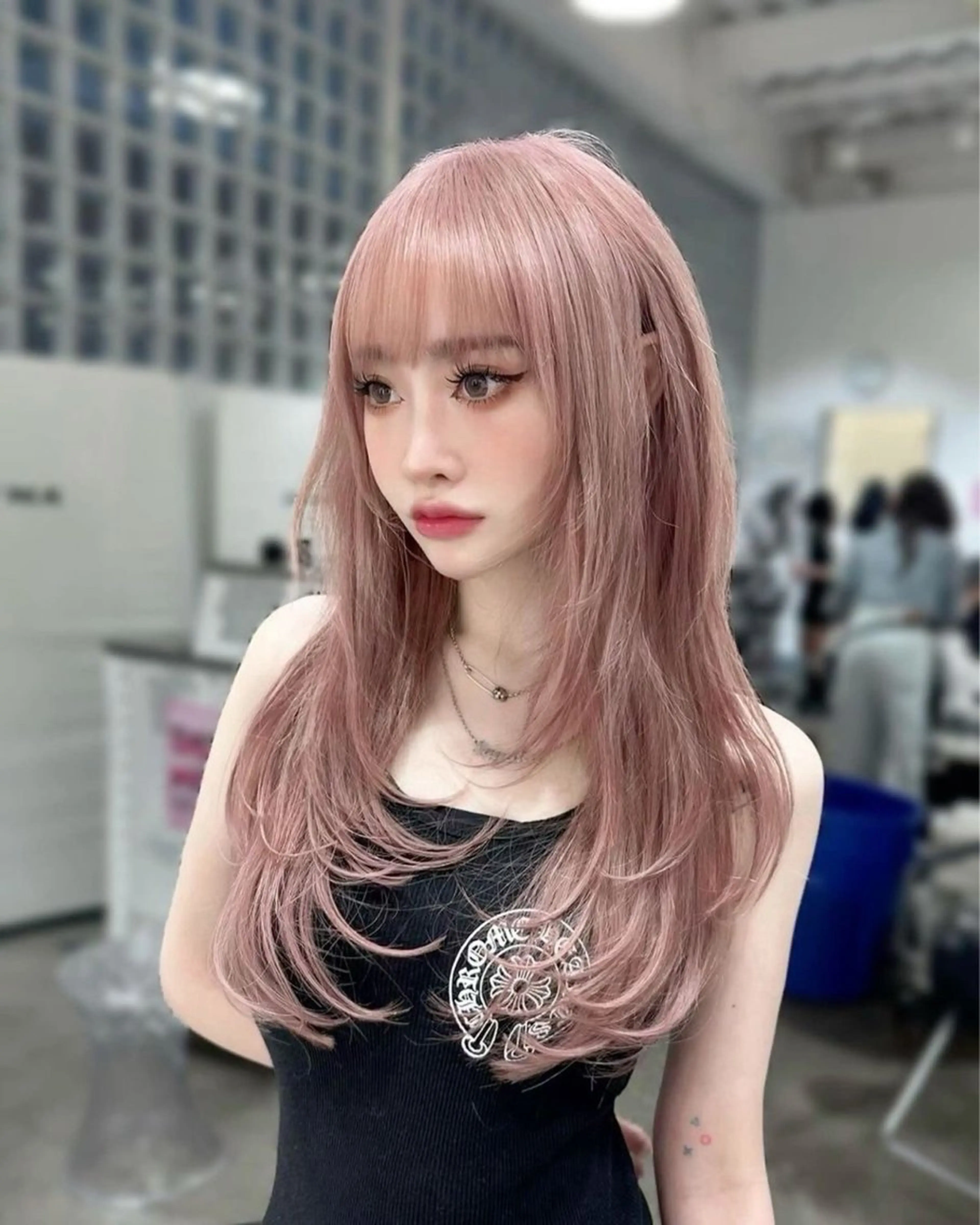 ロング カット ヘアカラー トリートメント ブリーチカラー うたのヘアスタイル