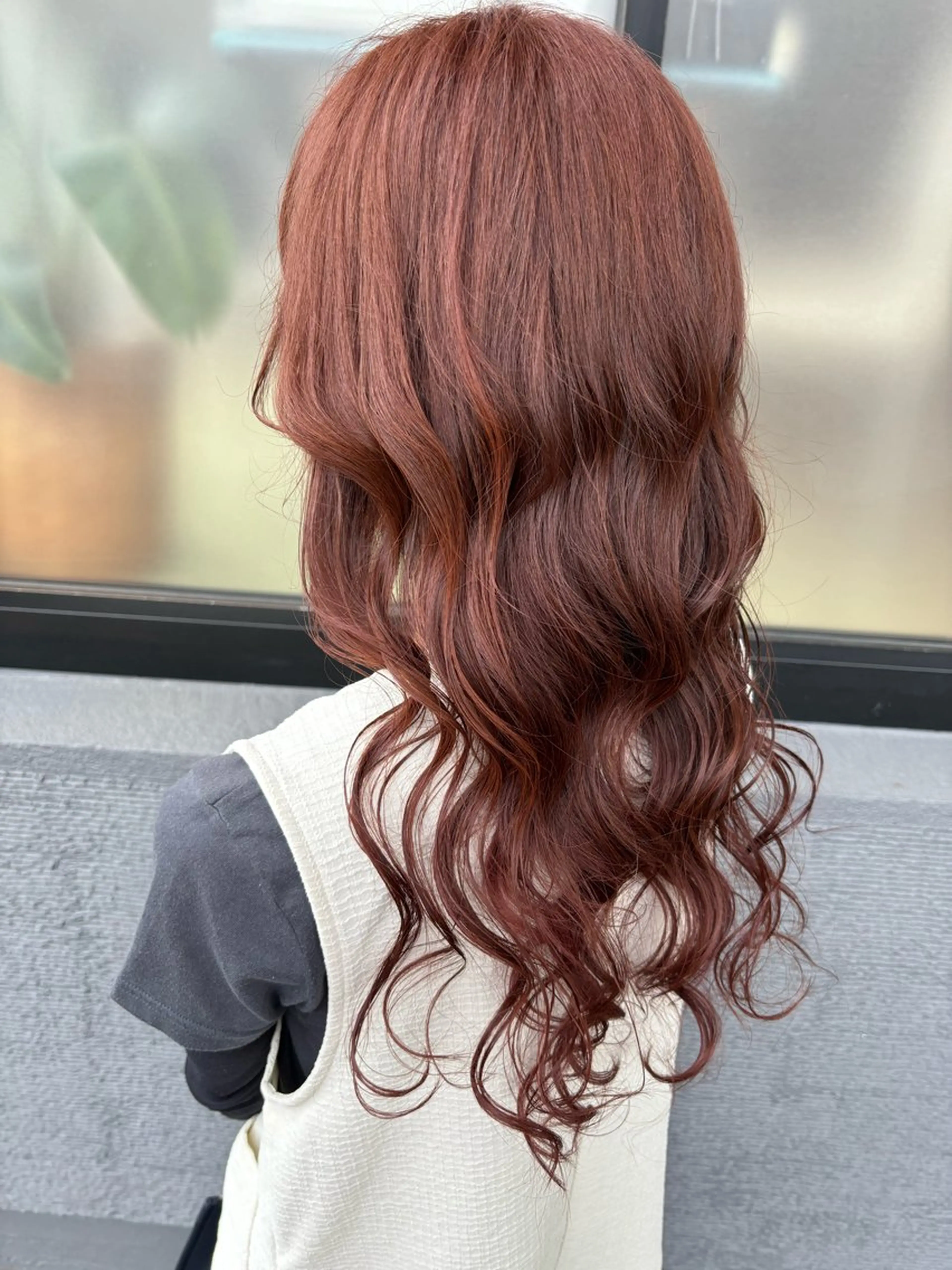 ロング カラー カット パーマ 亀山 来未のヘアスタイル