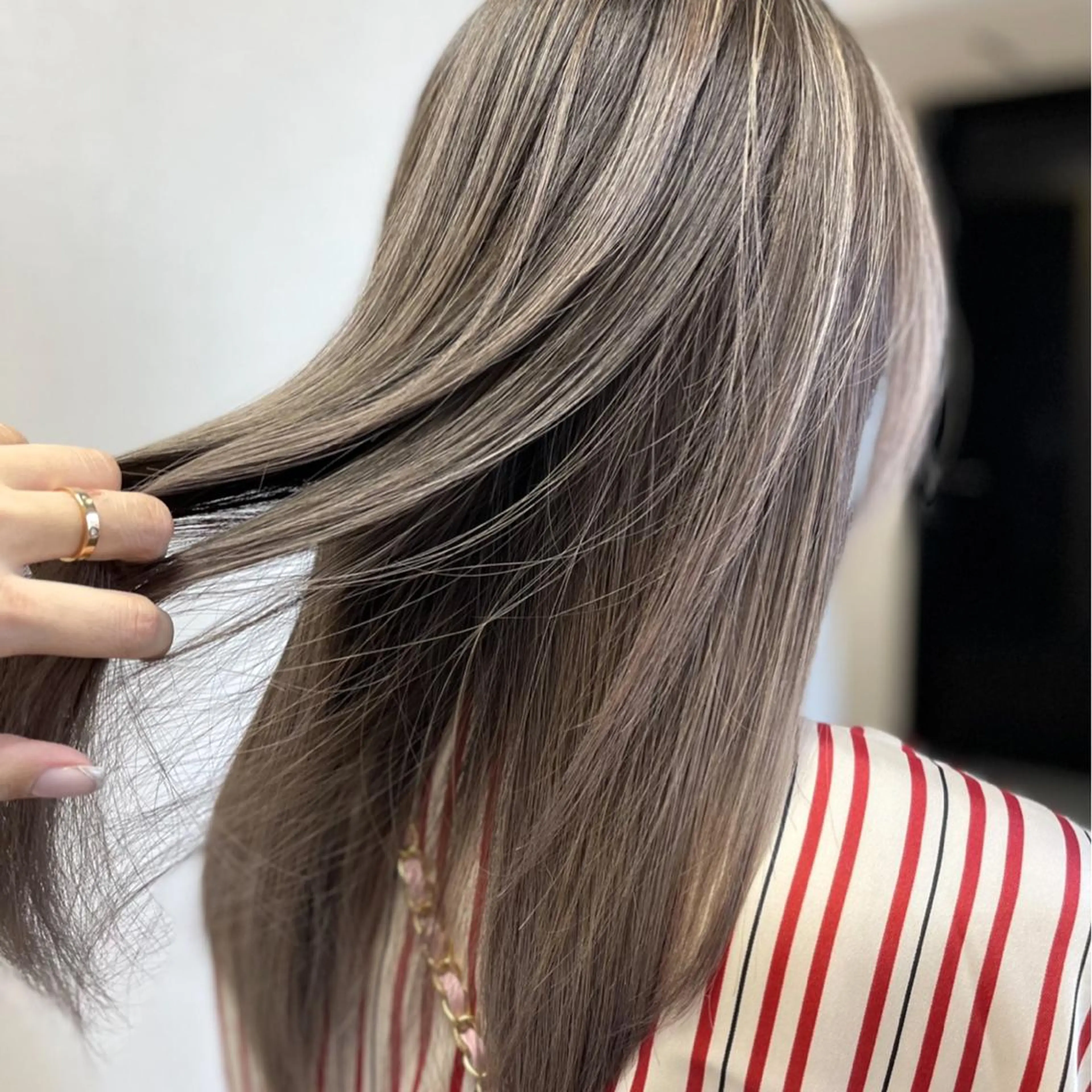 ロング カラー ヘアアレンジ ハイトーンカラー トリートメント ヘアカラー 松井那津子 /ハイライトブリーチのヘアスタイル