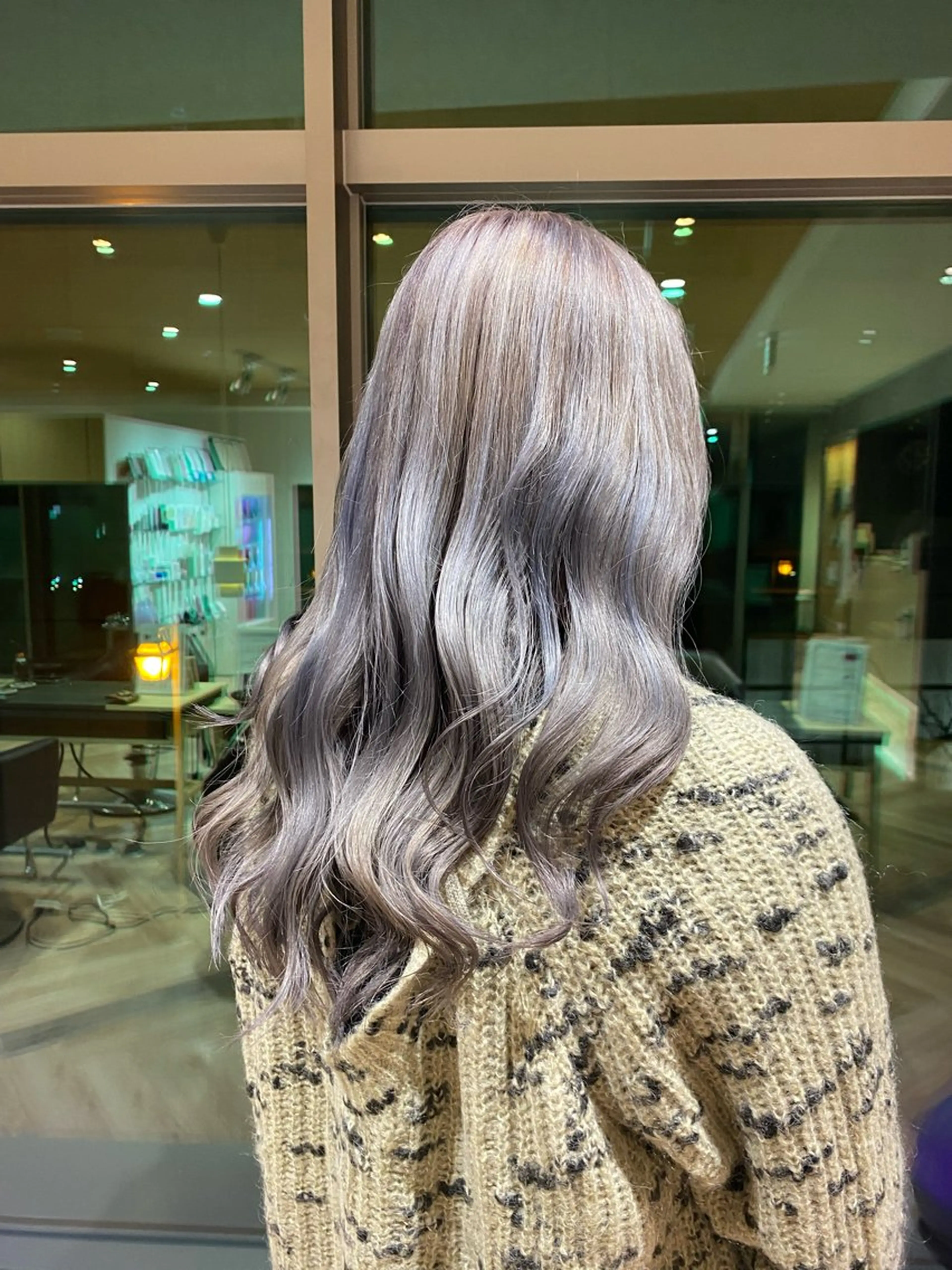 ロング カラー ブリーチ ケアブリーチ ラベンダーカラー ヘアカラー Yamada Ami🪐のヘアスタイル