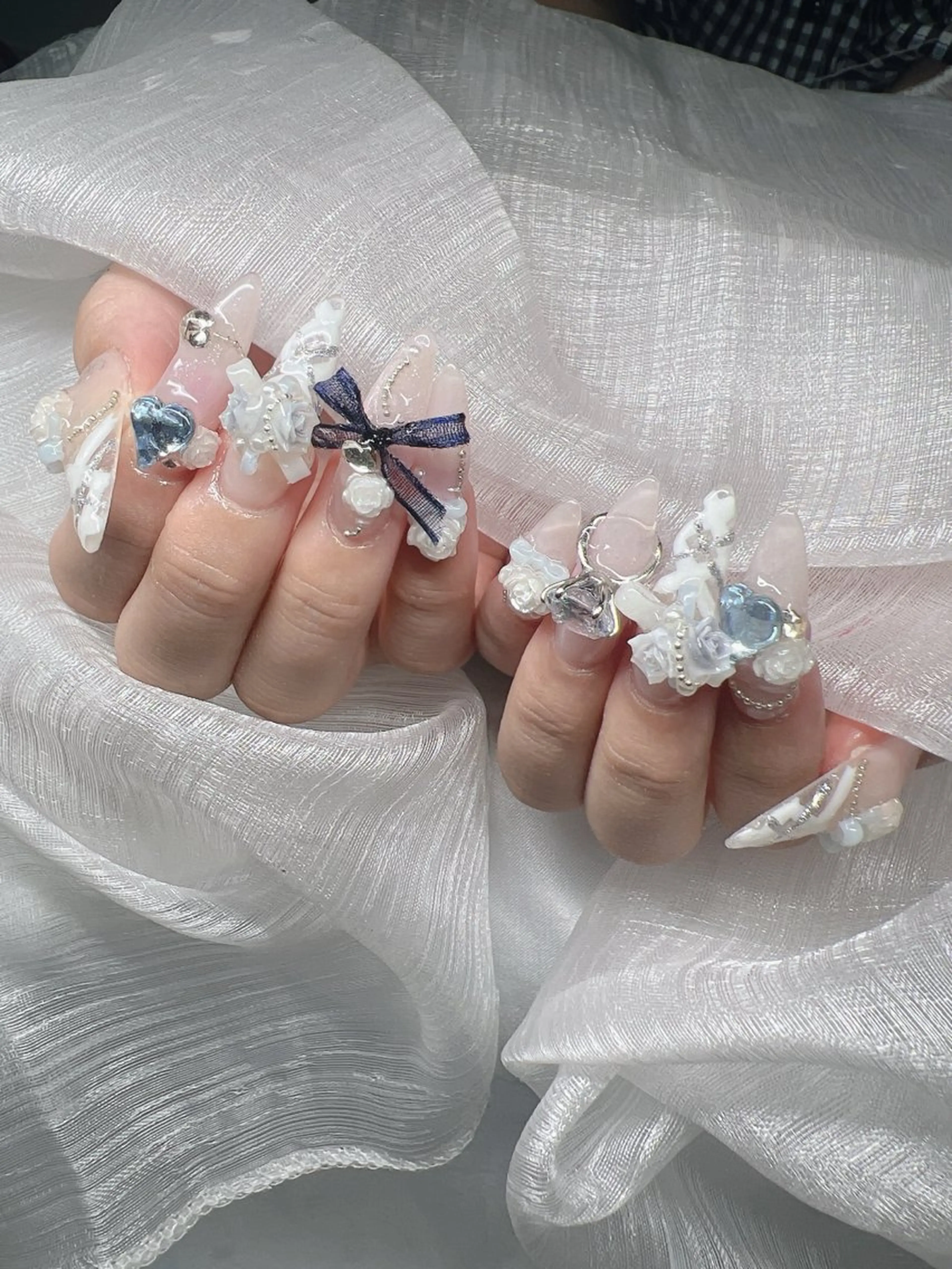 ネイル ハンドネイル Lee Nailsのネイルデザイン