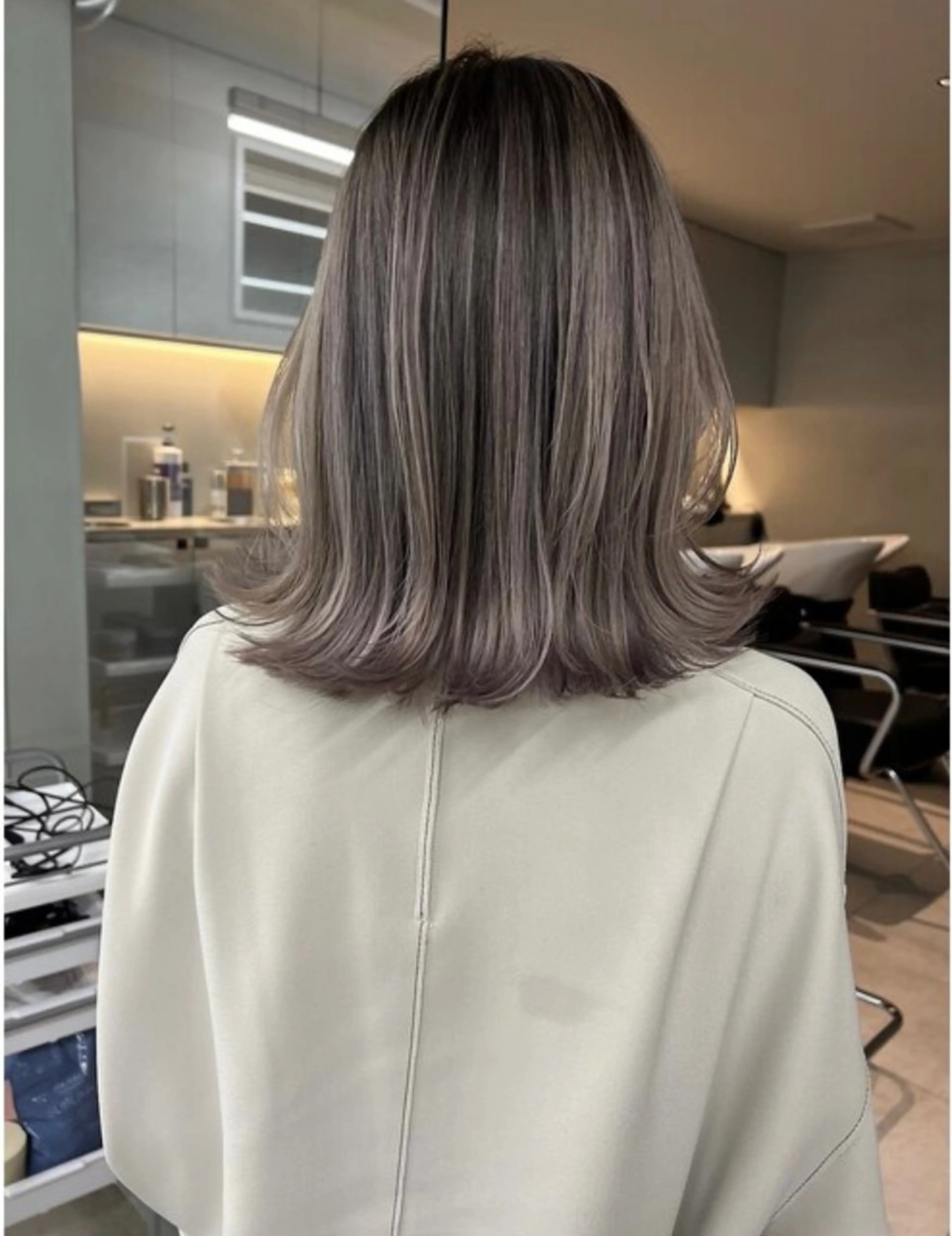 ミディアム ヘアカラー 野崎 海翔のヘアスタイル