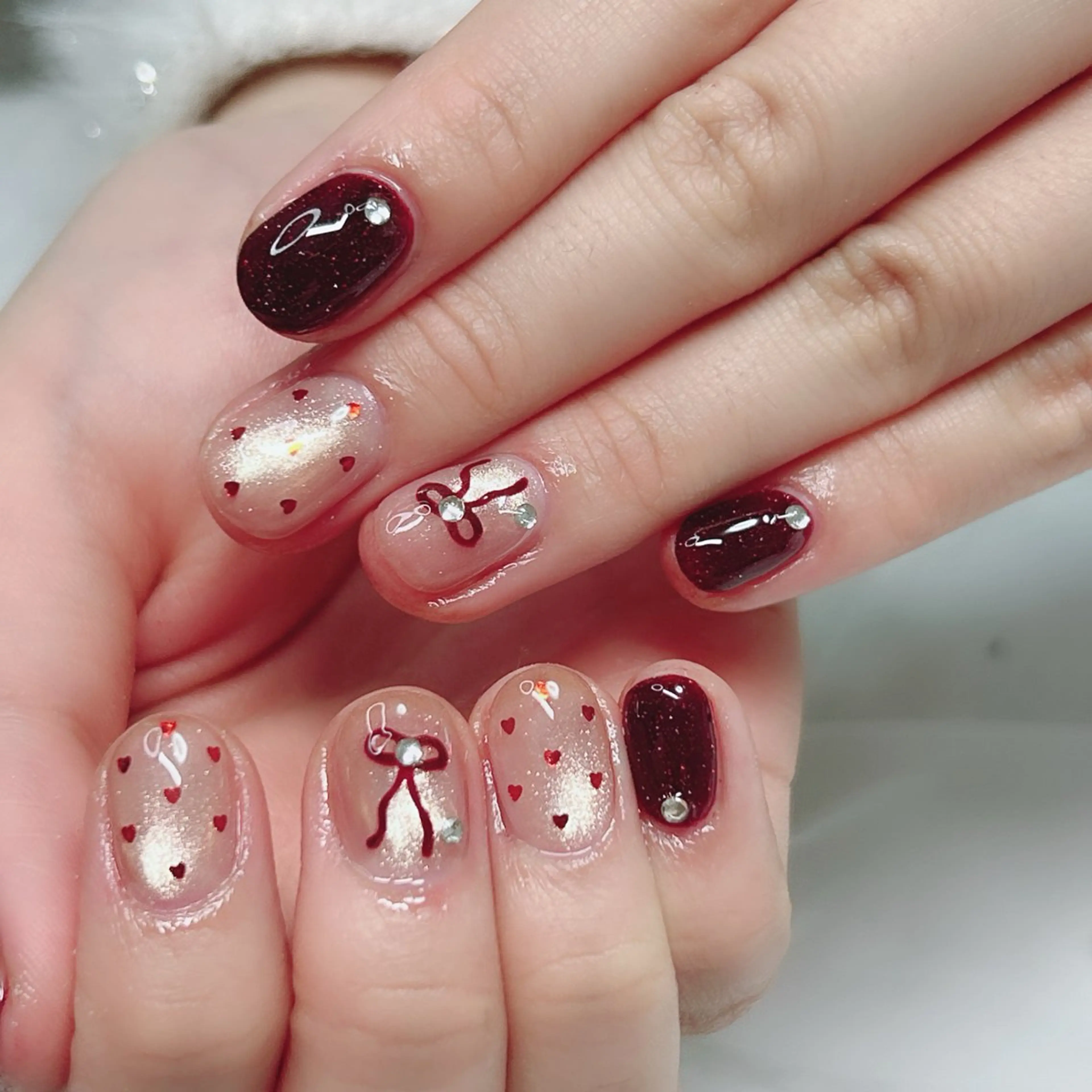 ネイル オーロラネイル ミラーネイル オフィスネイル ワンカラーネイル シンプルネイル ハンドネイル Cute Tips nailのネイルデザイン