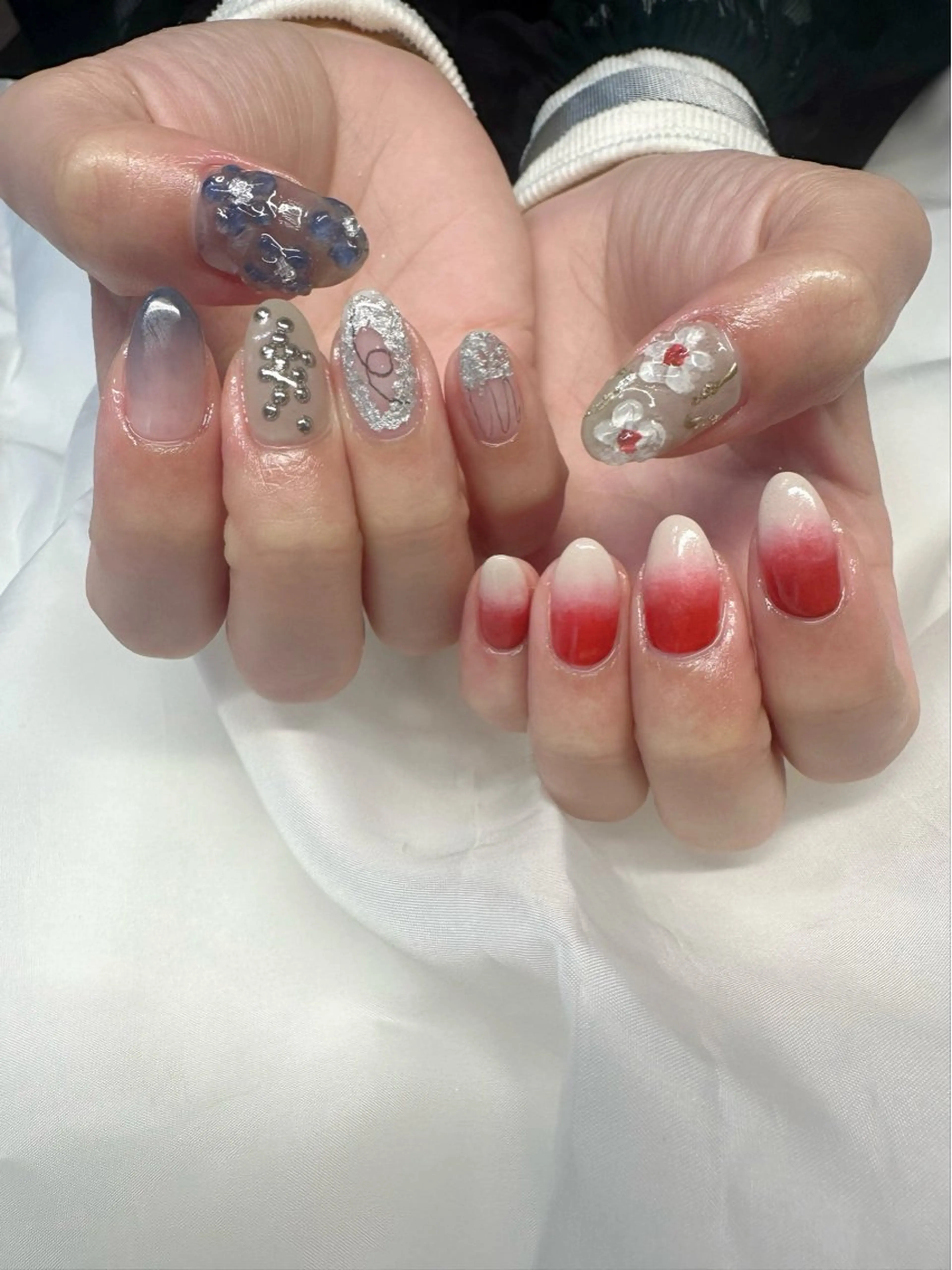 ネイル フラワーネイル 氷ネイル・うるうるネイル 韓国ネイル ニュアンスネイル ぷっくりネイル 🪞KAPE NAIL 🪞のネイルデザイン