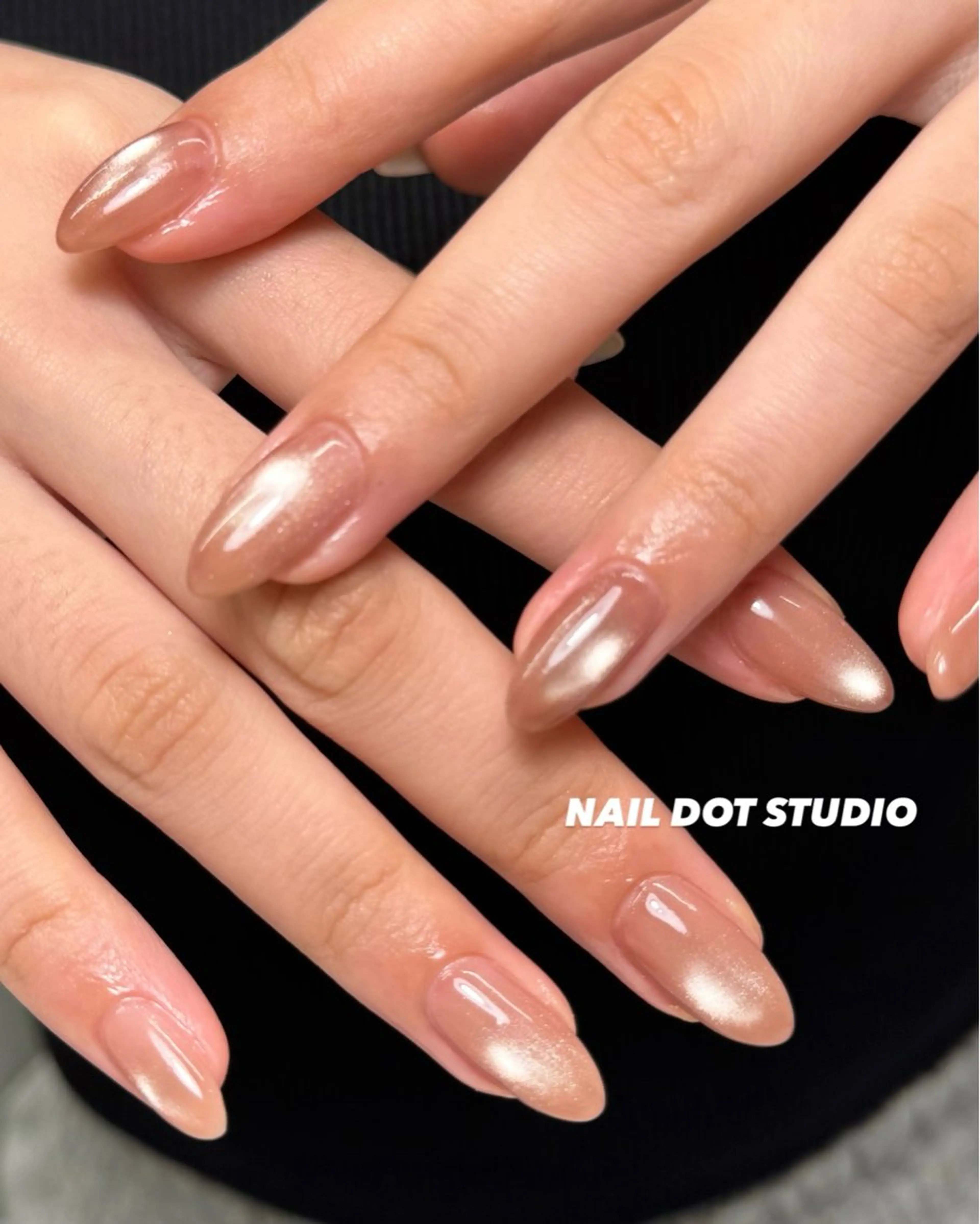 ネイル ハンドネイル NAILDOTSTU DIO SEINAのネイルデザイン