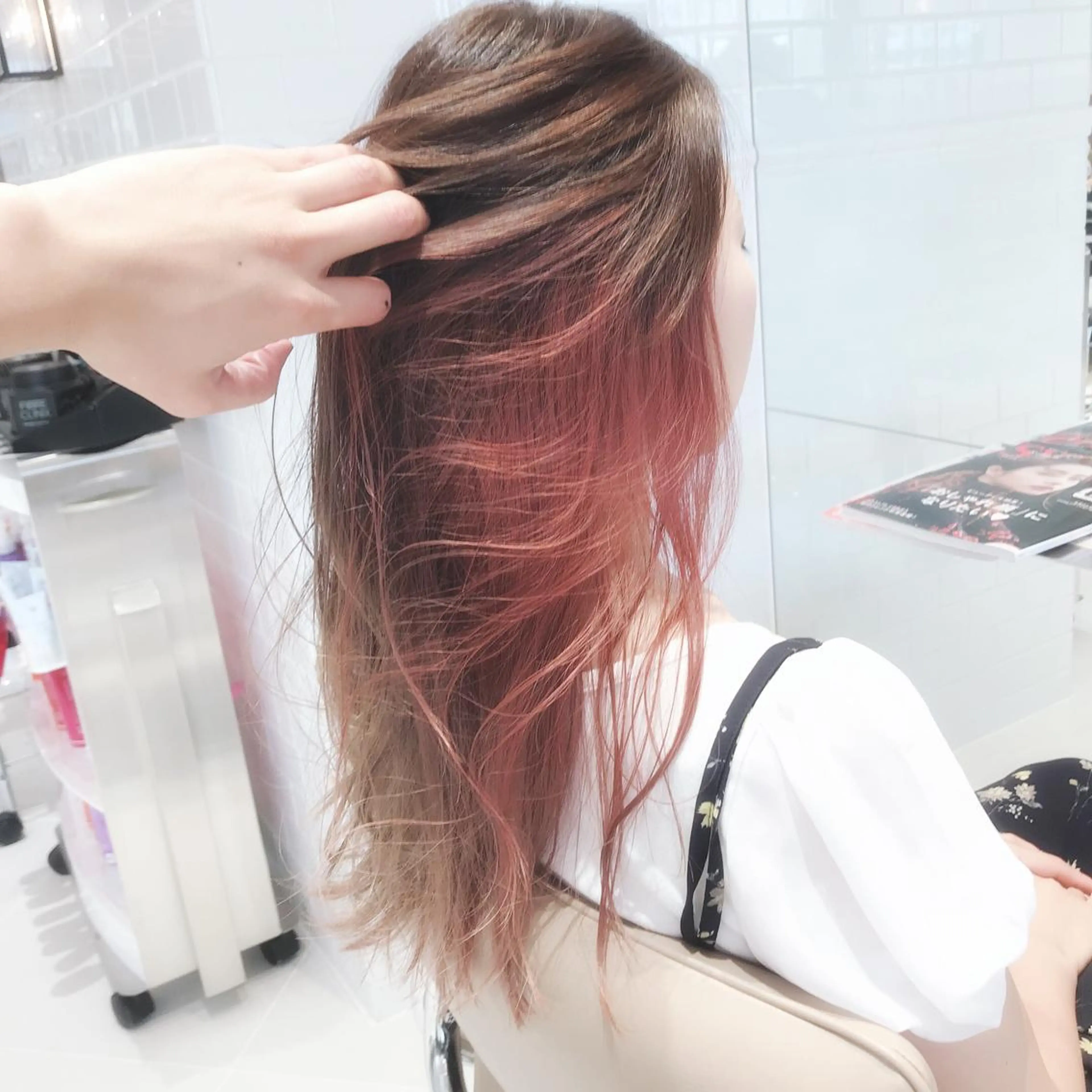 セミロング カラー インナーカラー ボブ/ハイトーン 福生Radix 下田のヘアスタイル