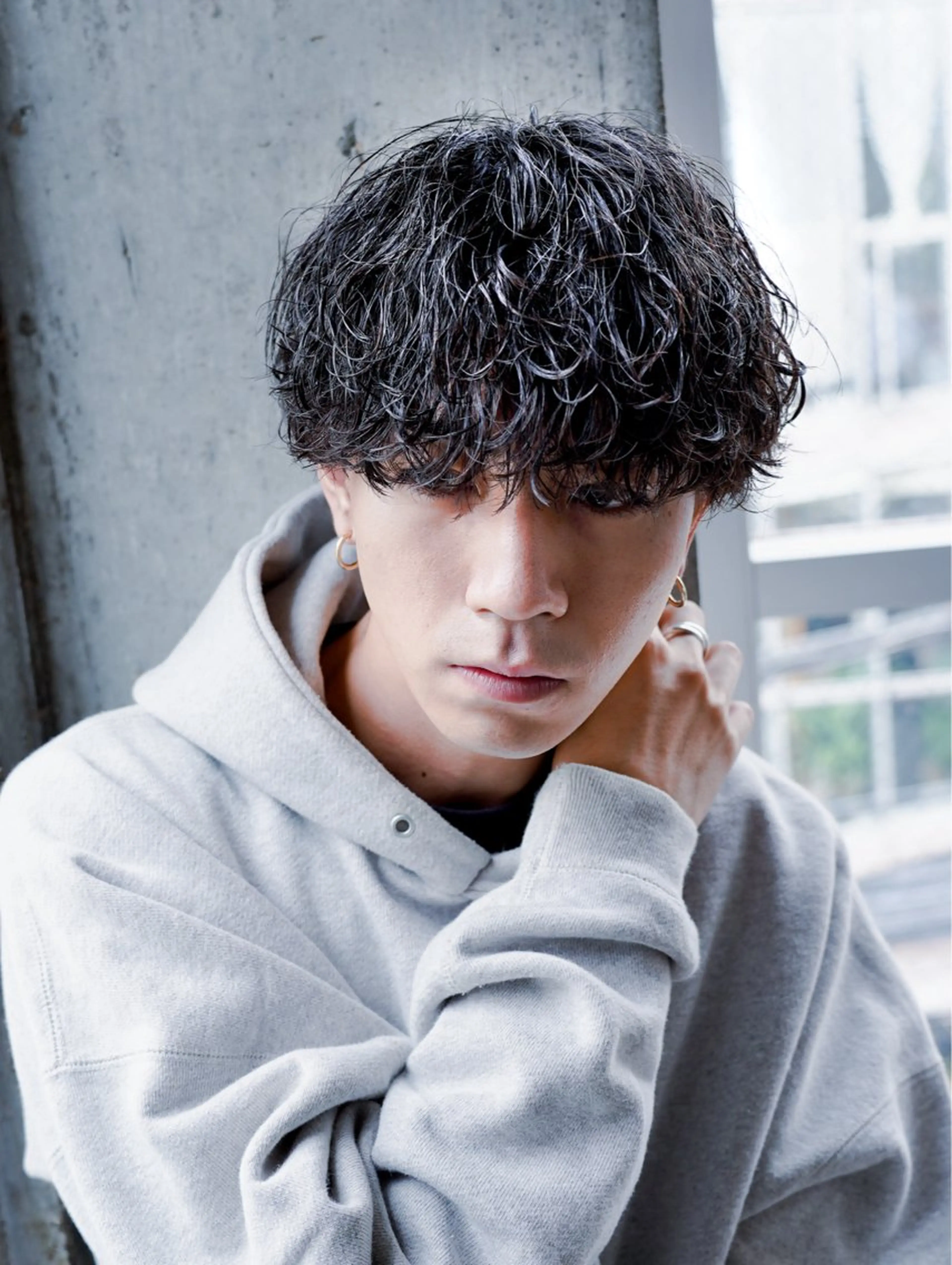 【人気No1オーダー✨】メンズカット+波巻きパーマ+トリートメントの写真