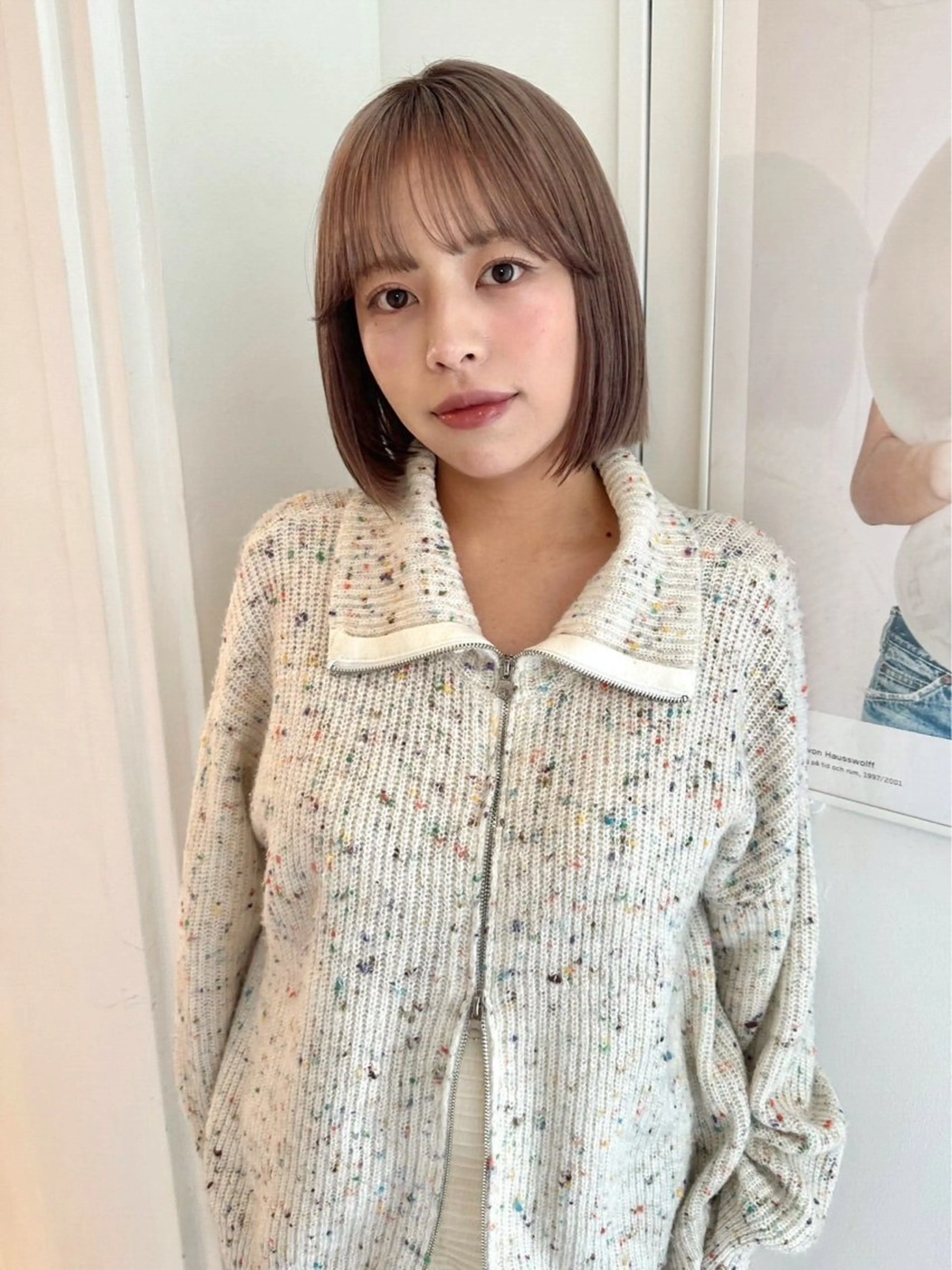 ショート カラー ベージュカラー 磯　亜由香🌼 ブリーチ/ボブカットのヘアスタイル