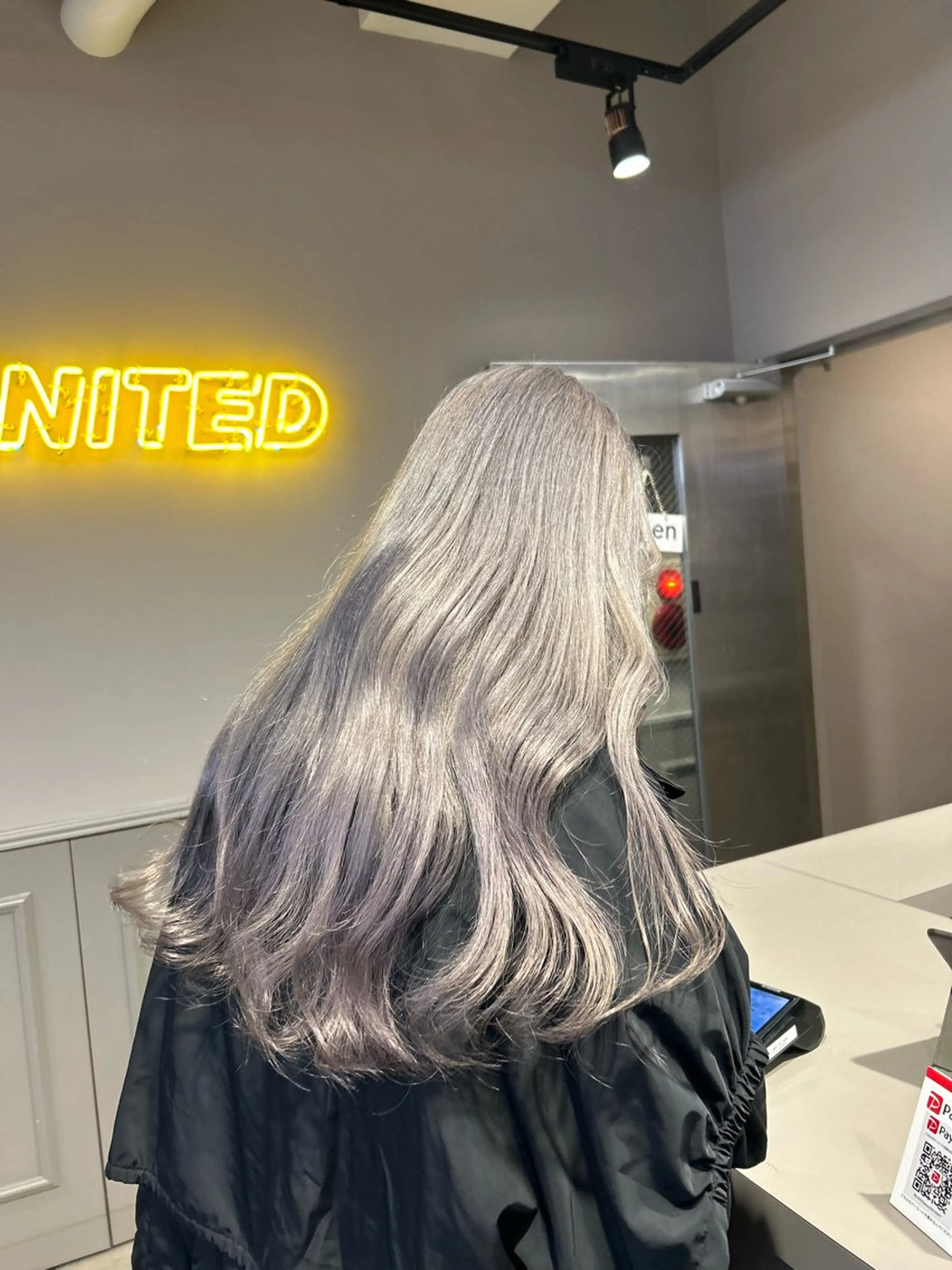 ロング カラー ヘアカラー ヘアセット 韓国/トレンド レイヤー【101】のヘアスタイル