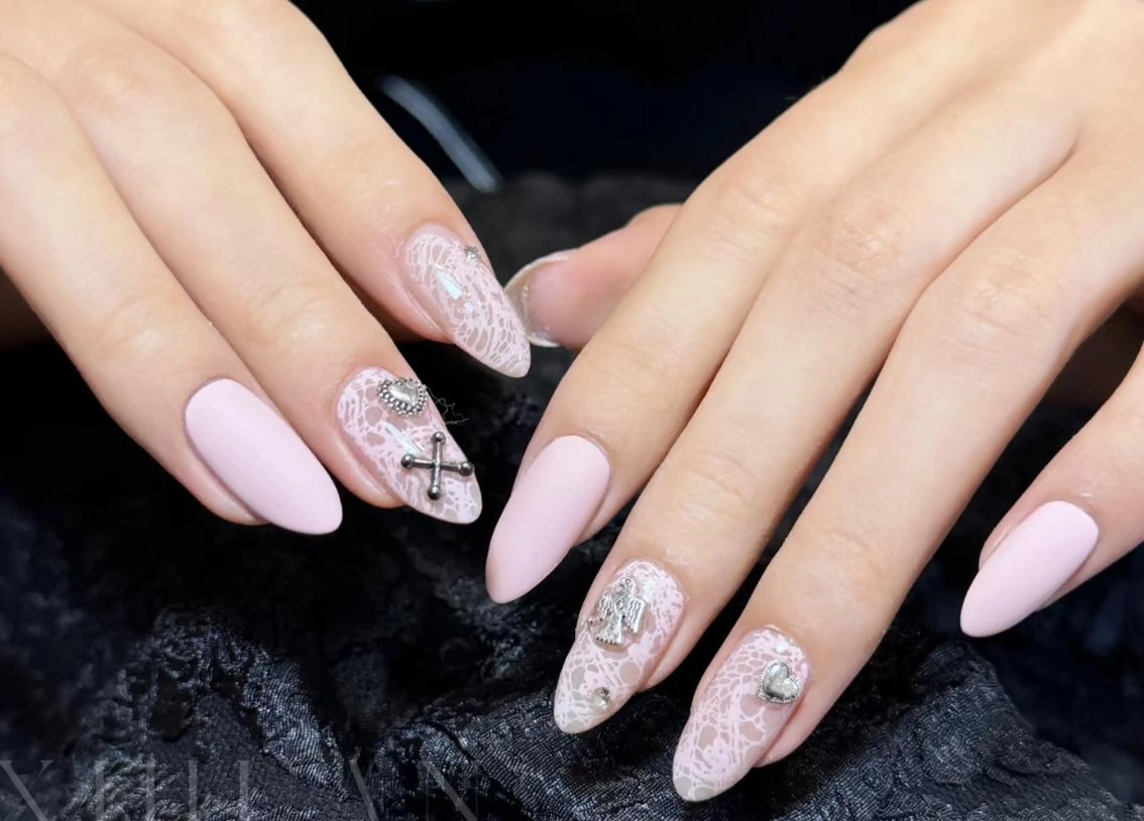 ネイル ハンドネイル ル ルのネイルデザイン