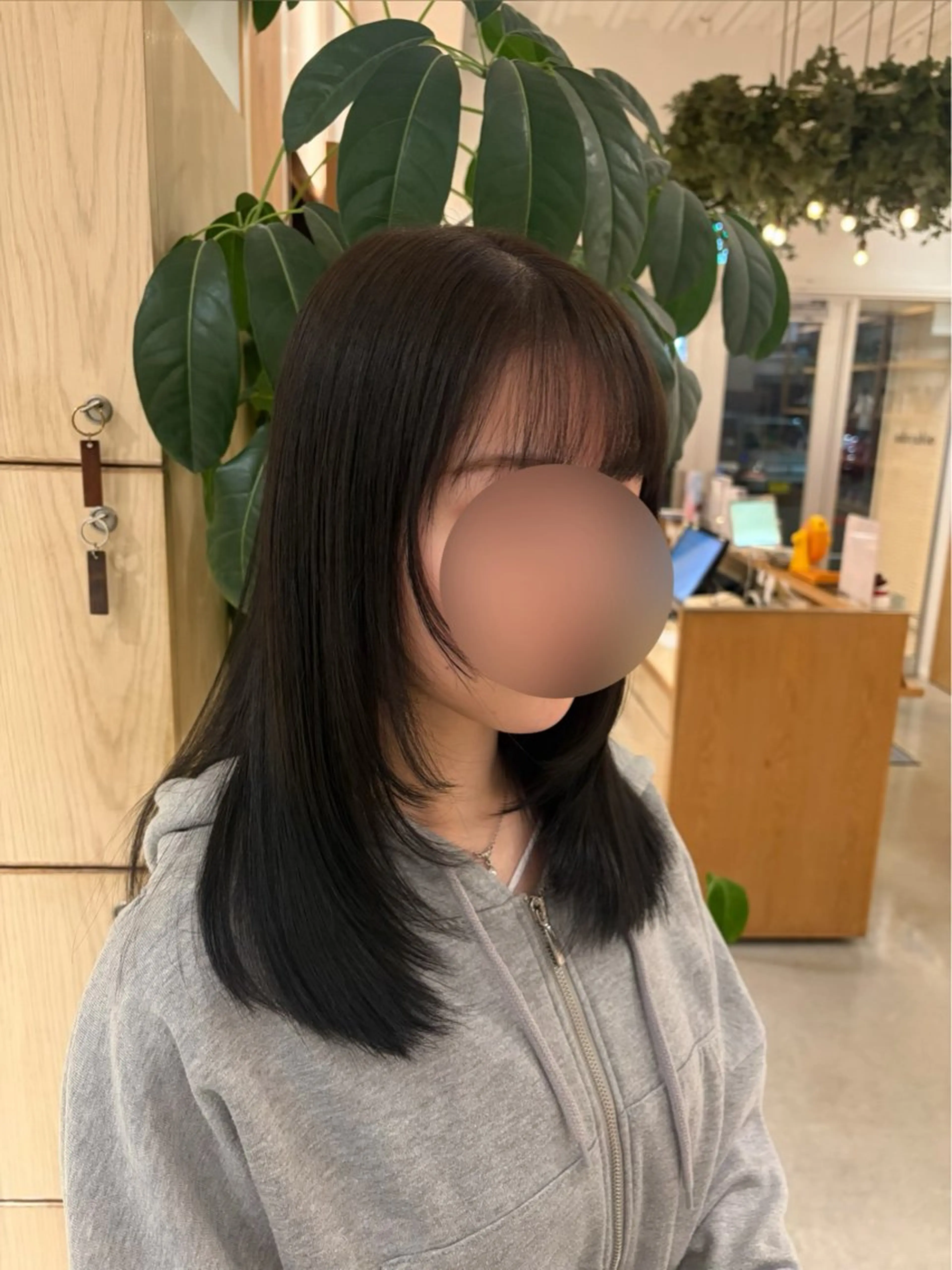 ミディアム adorable 菅野 愛のヘアスタイル