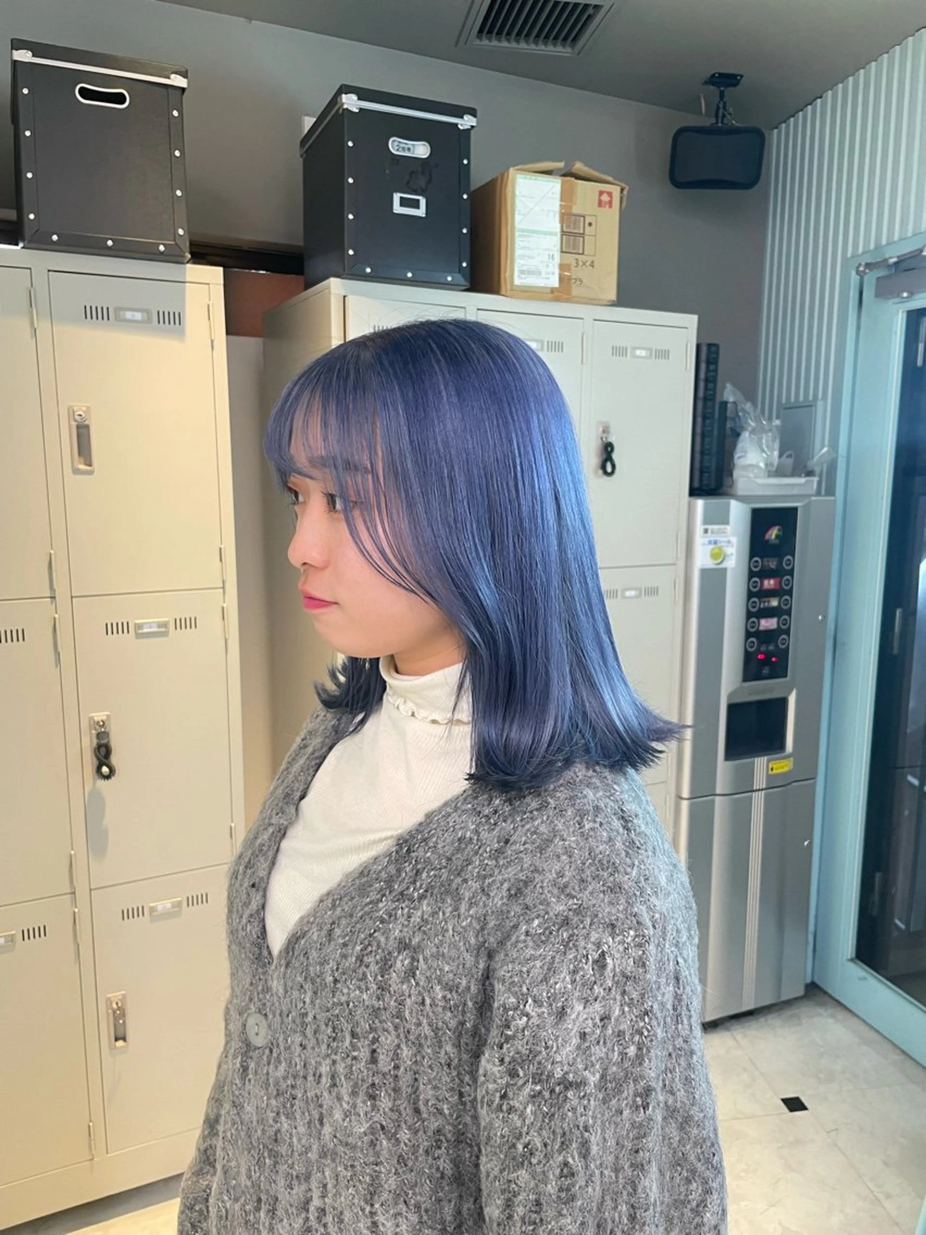 ミディアム ブリーチ✖️ 縮毛LANDのヘアスタイル