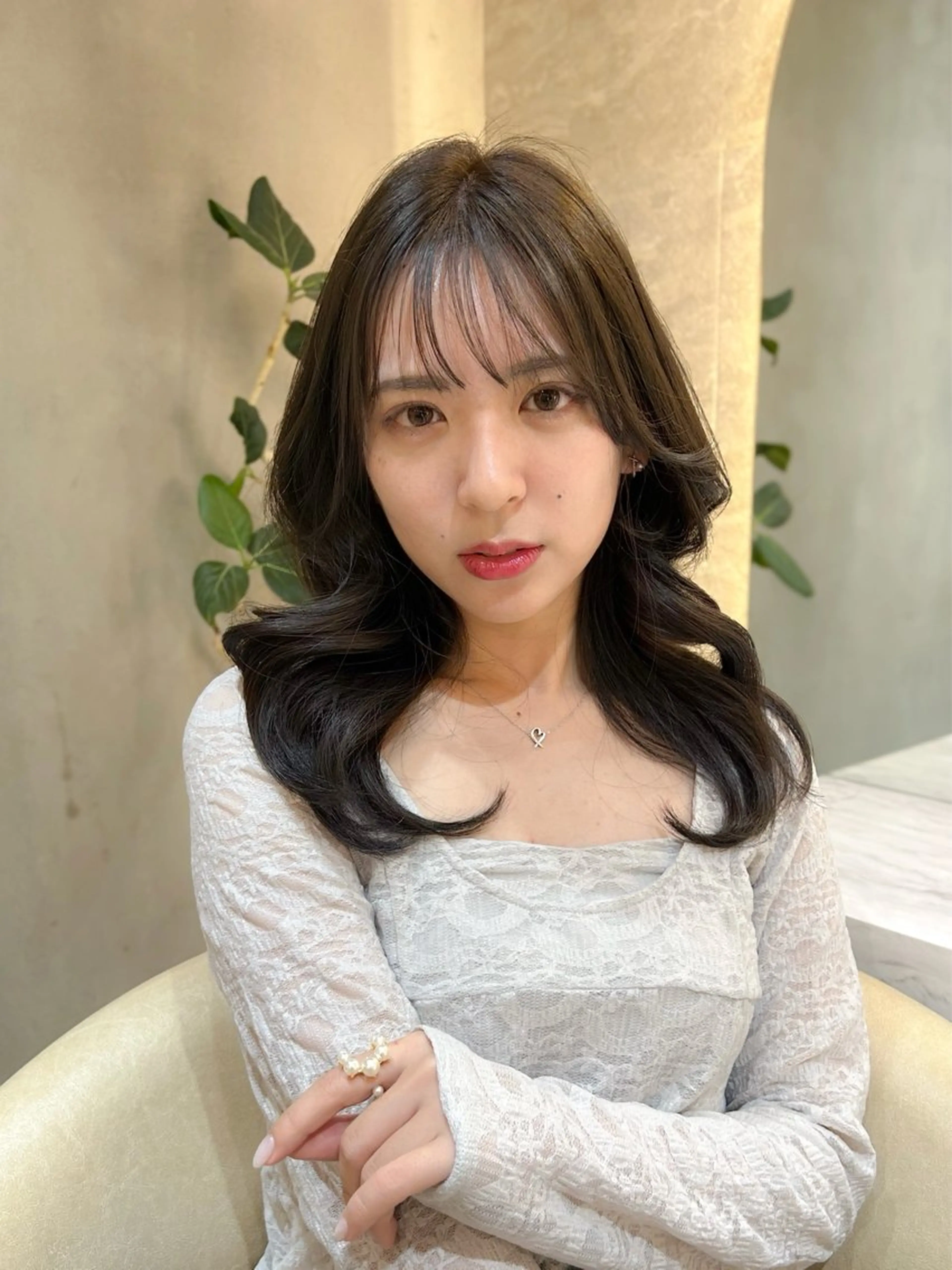 ミディアム ハッシュカット/韓国 レイヤー/カハナのヘアスタイル