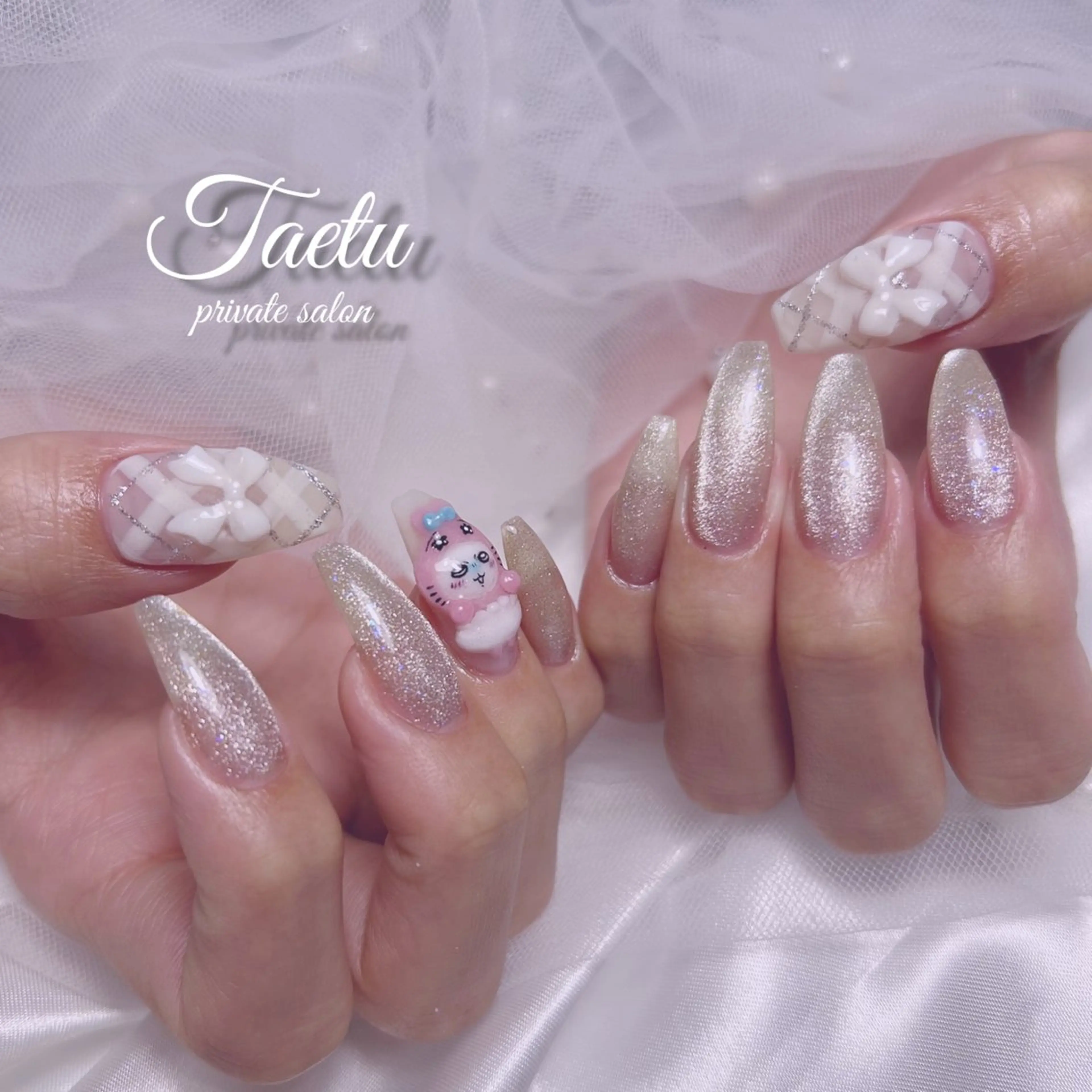 ネイル アートネイル 𝐓𝐀𝐄𝐓𝐔 💜Ayumiのネイルデザイン