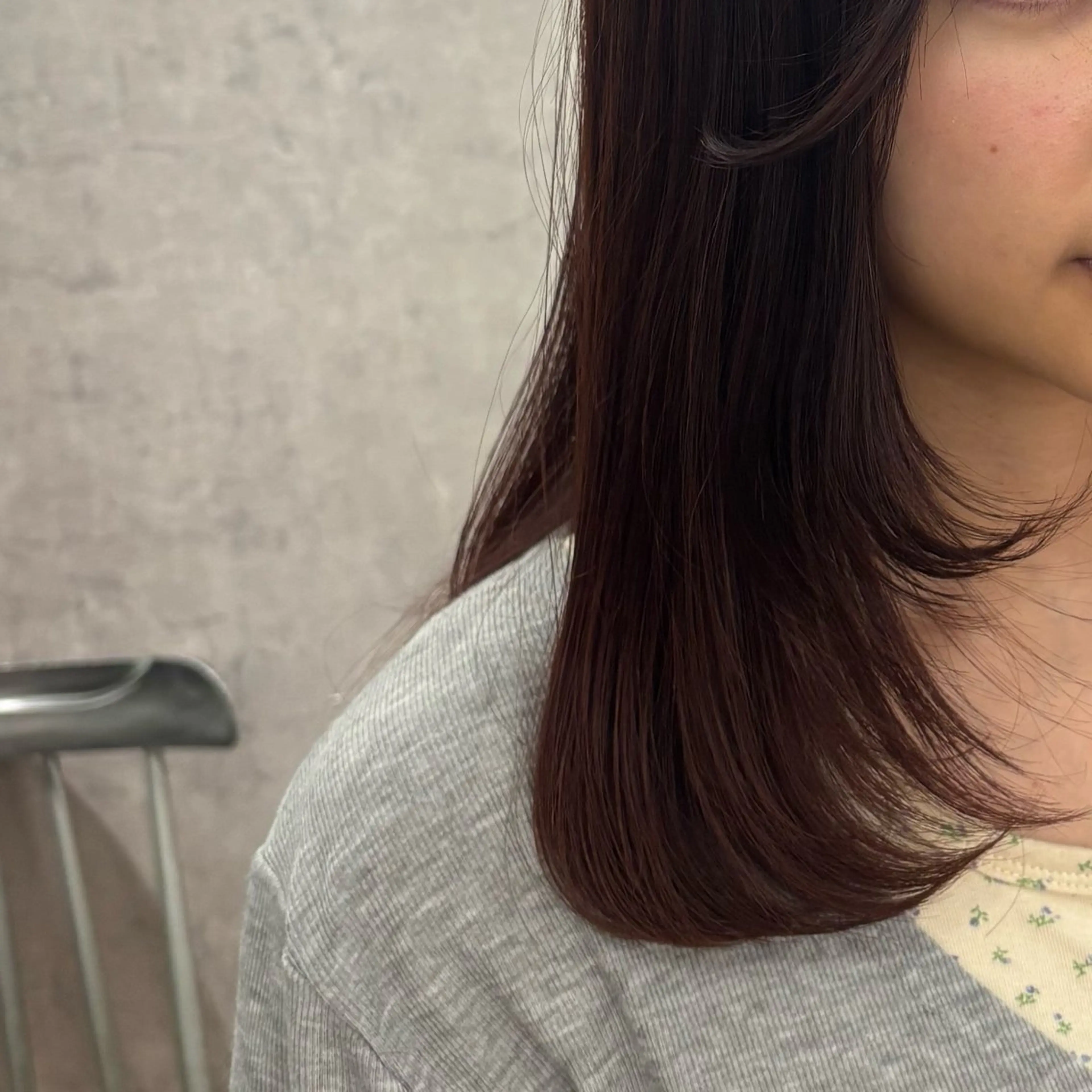 セミロング 顔周りカット レイヤーカット 石原 望来のヘアスタイル